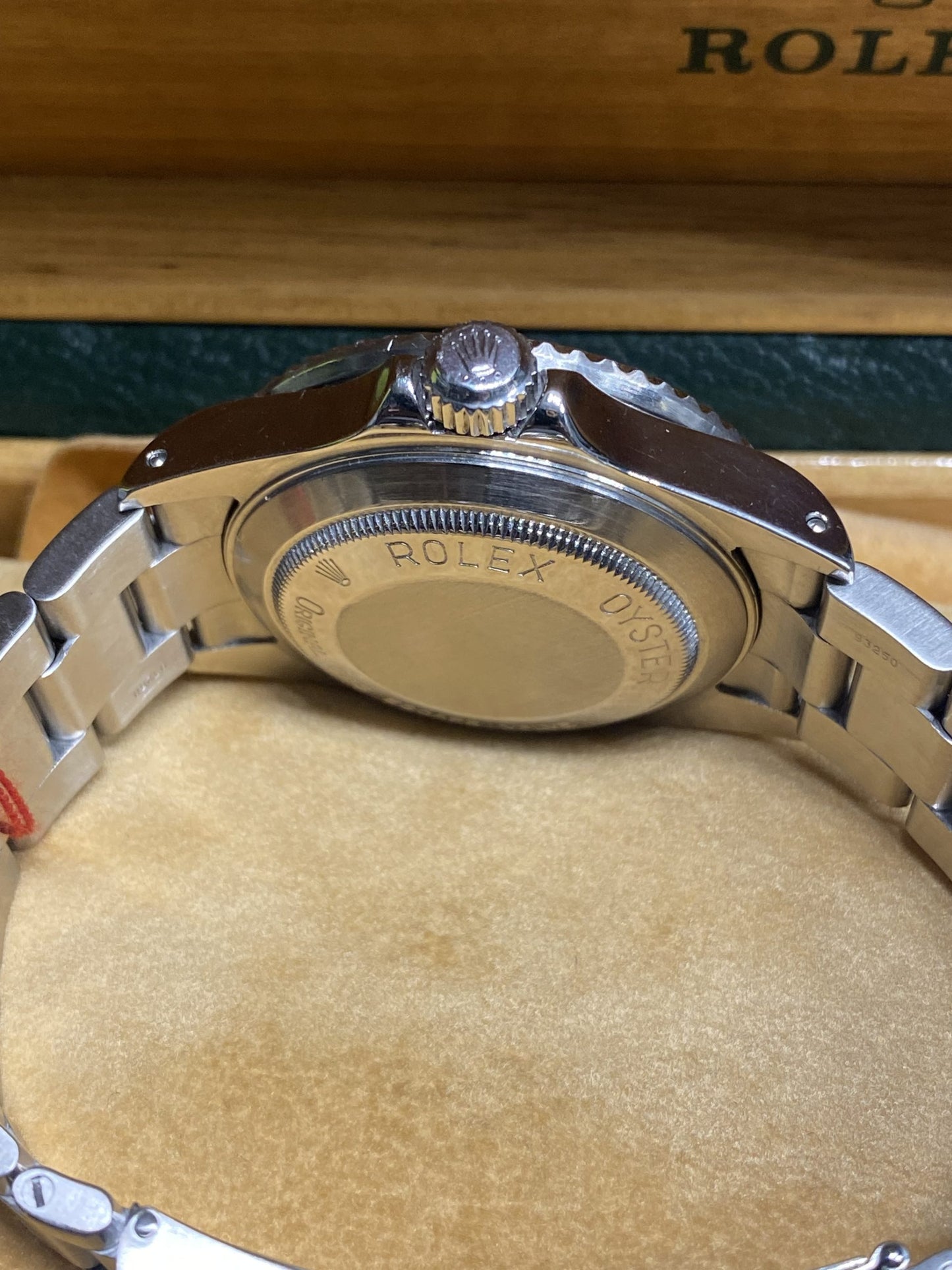 Rolex Sea-Dweller 4000 Ref.16600 - Year 2001