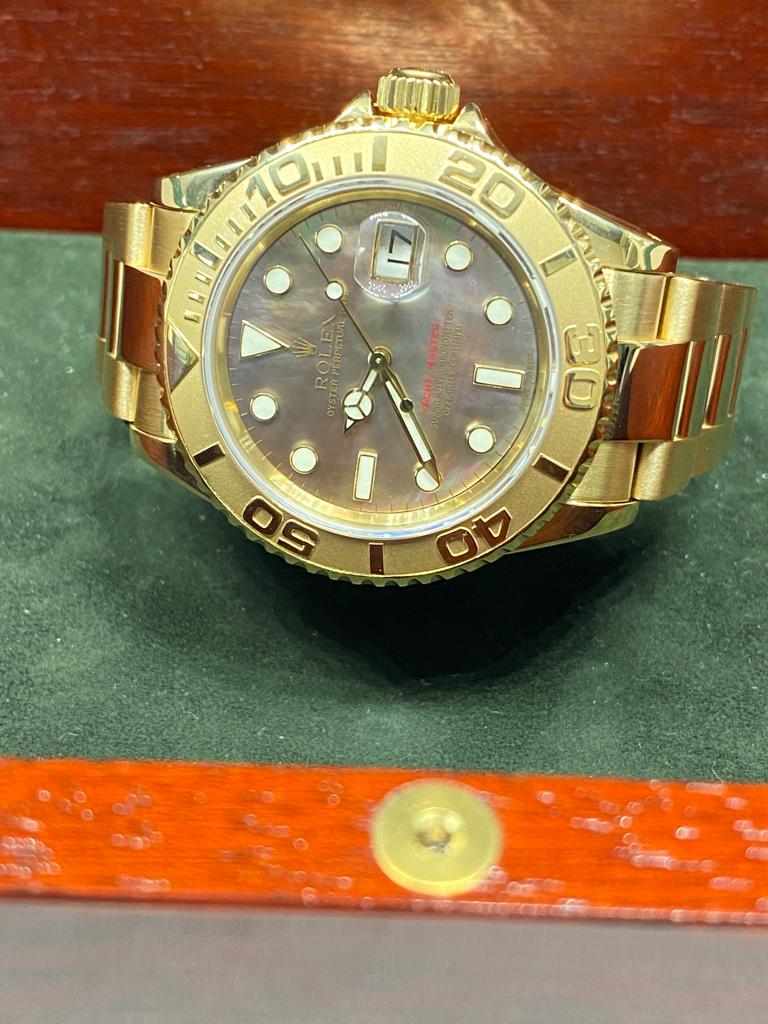 Rolex Yacht-Master 40 - Ref.16628 - 18Kt Yellow Gold - MOP Dial - Year 1994