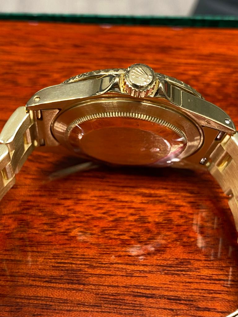 Rolex Yacht-Master 40 - Ref.16628 - 18Kt Yellow Gold - MOP Dial - Year 1994