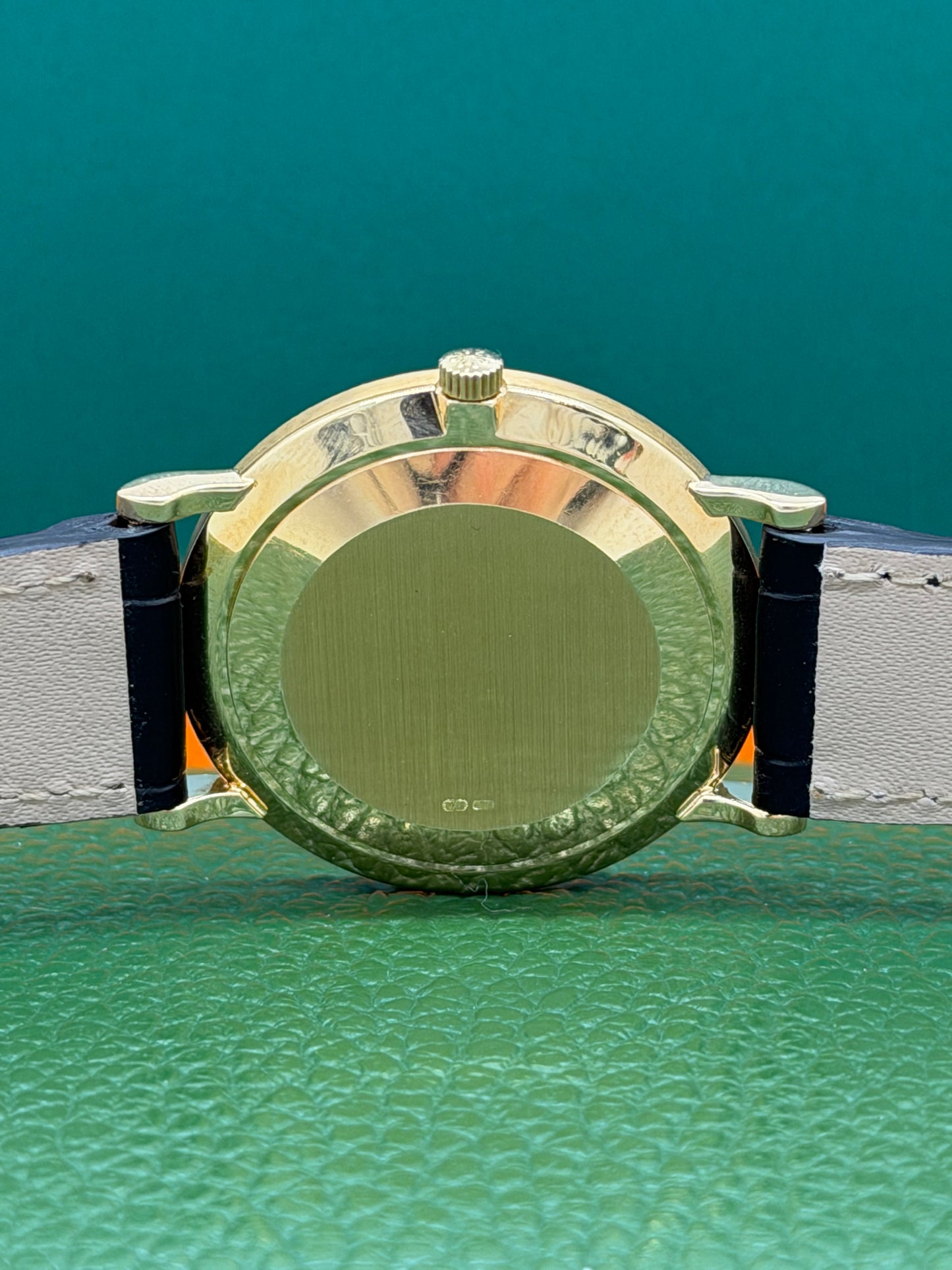 Patek Philippe Calatrava - 33mm - Ref.3919 - Yellow Gold Ultra Thin - Extract from Patek Philippe
