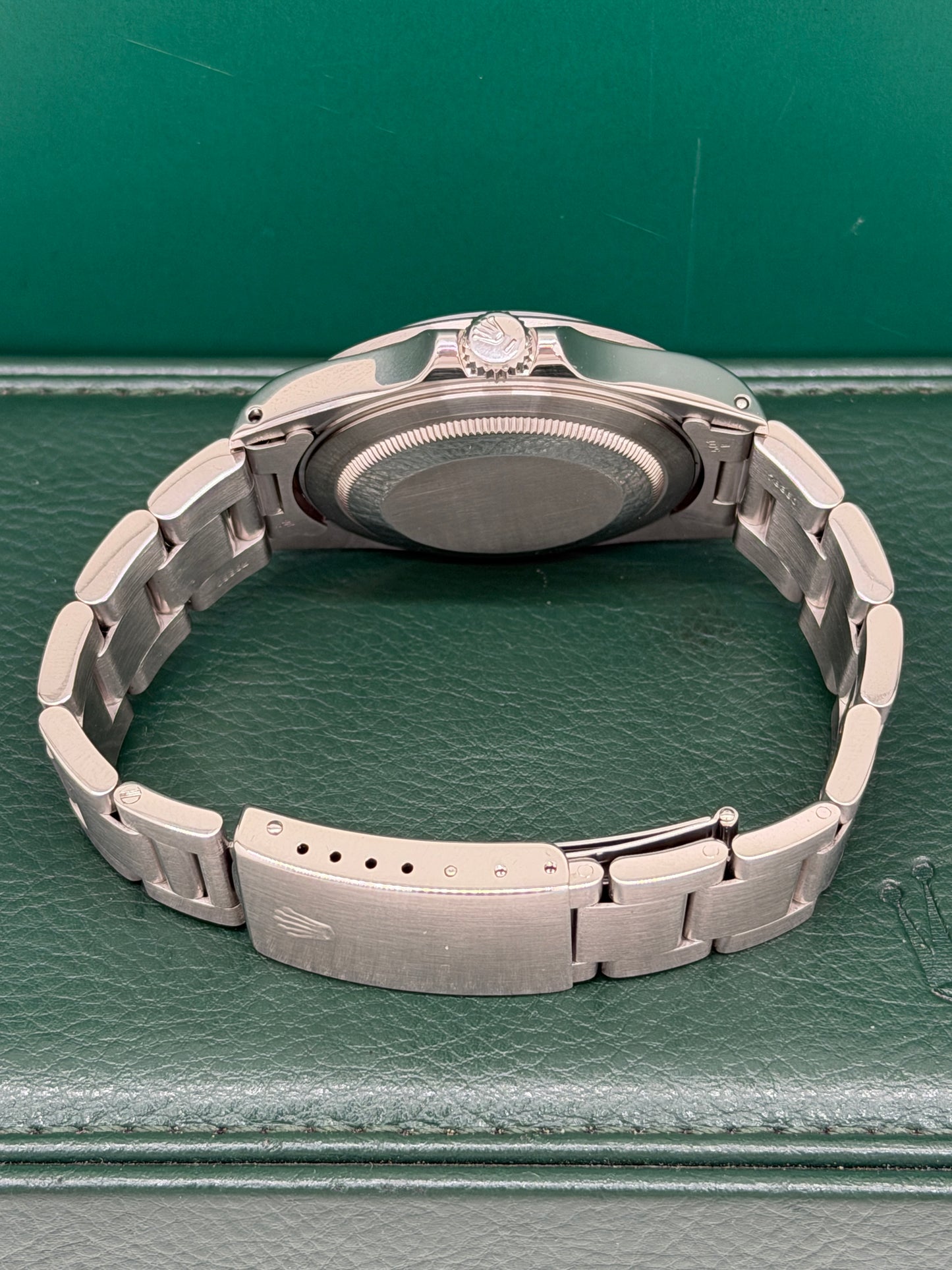 Rolex Explorer II Ref.16570 - White Dial - Year 1997