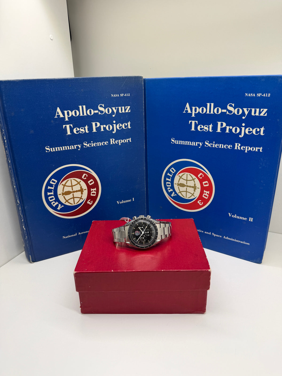 Omega Speedmaster Professional Moonwatch Apollo - Soyuz - Limited Edition Ita 500pz Ref. ST145.022 - Never Polished - Year 1976 - Omega Extract From The Archives