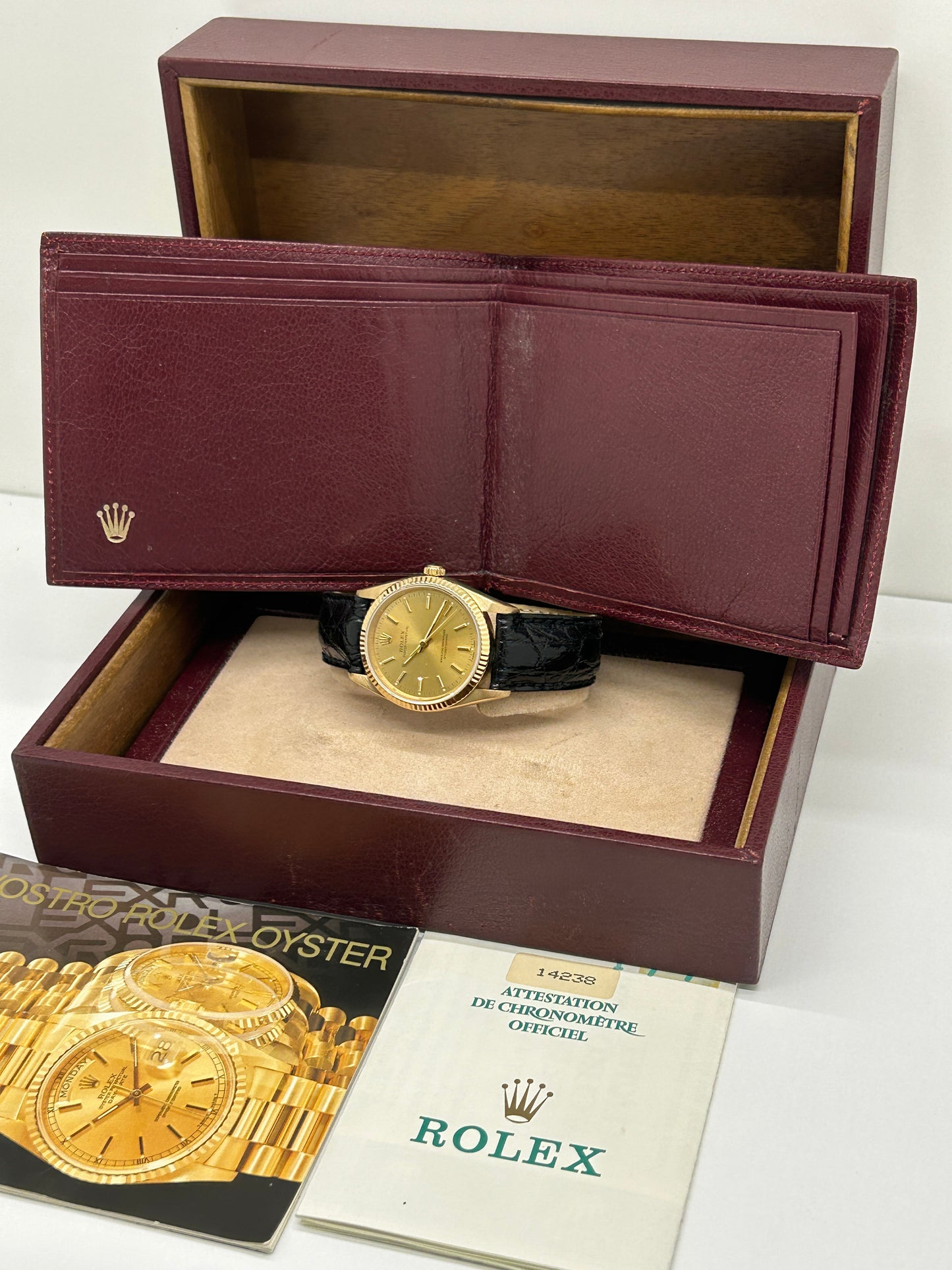 Rolex Oyster Perpetual 34 - Ref 14238 - 18Kt Yellow Gold - Champagne Dial - 1992