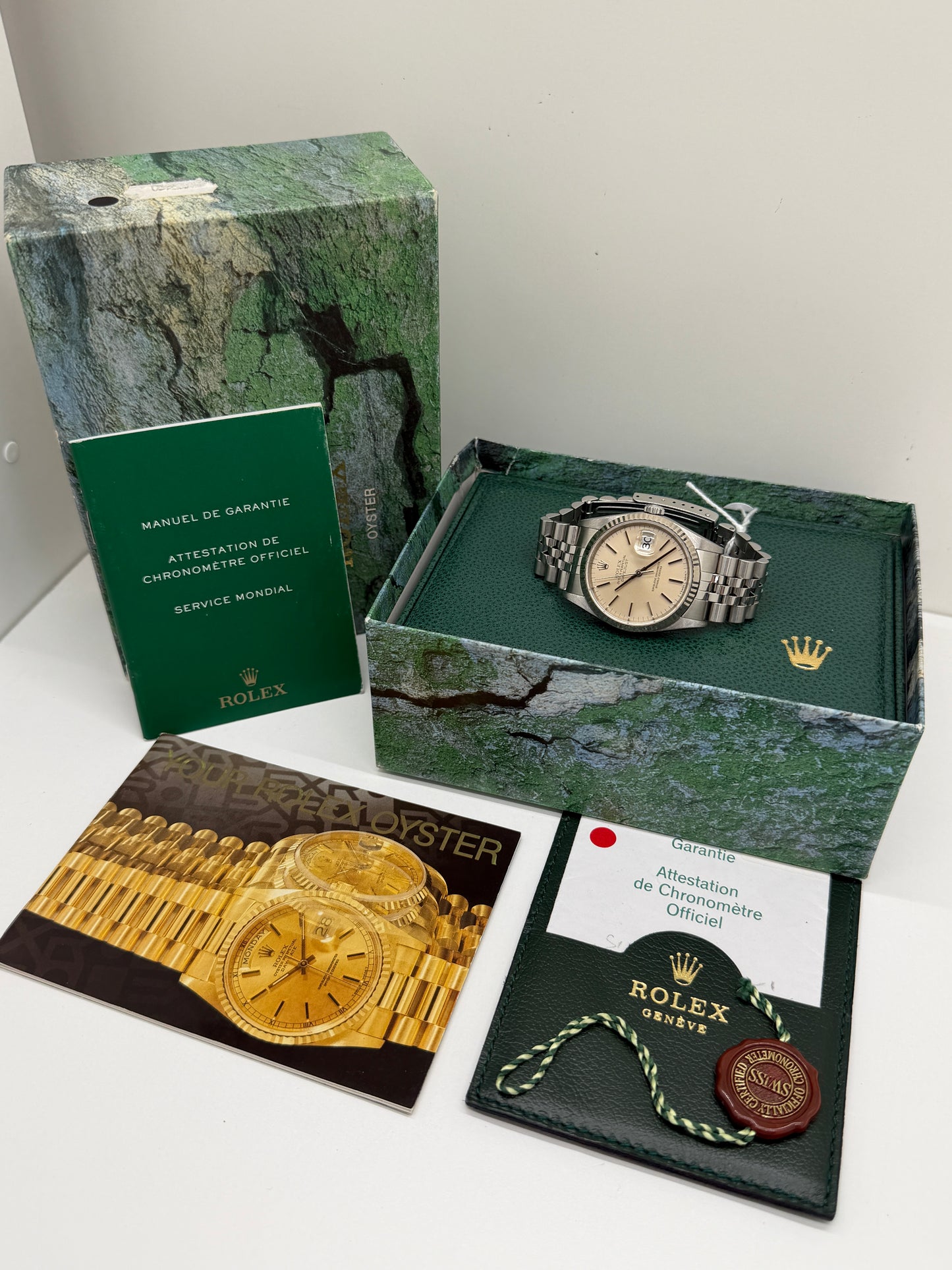 Rolex Datejust Argentee Dial - Ref 16234 - Year 2003