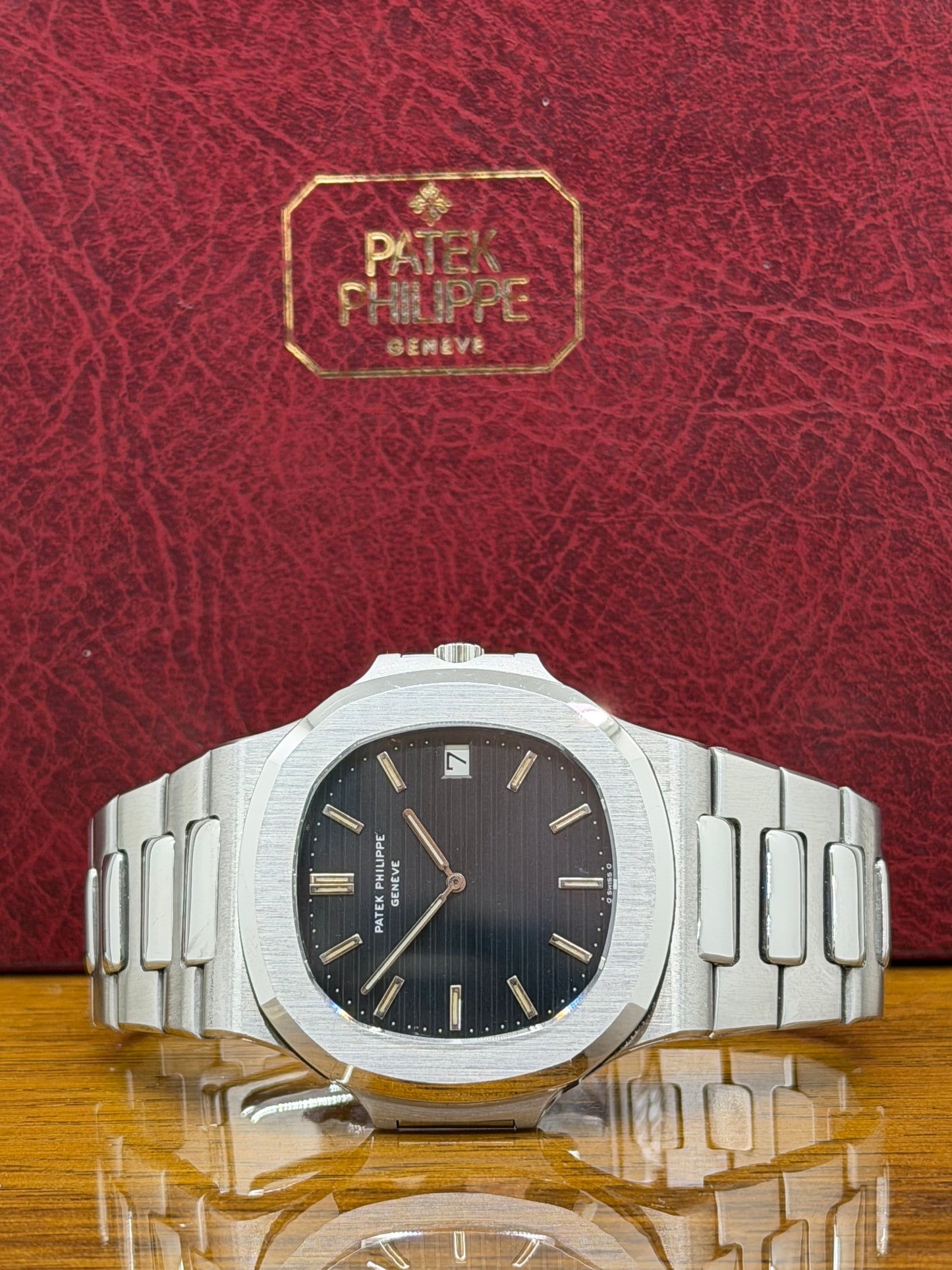 Patek Philippe Nautilus Blue Dial - Ref. 3700/1A Official Patek Philippe Extract from the archives
