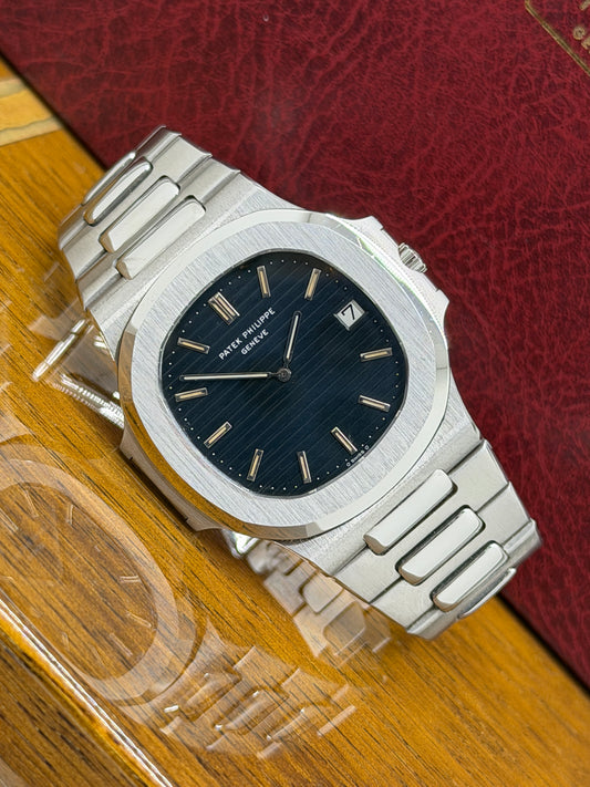 Patek Philippe Nautilus Blue Dial - Ref. 3700/1A Official Patek Philippe Extract from the archives