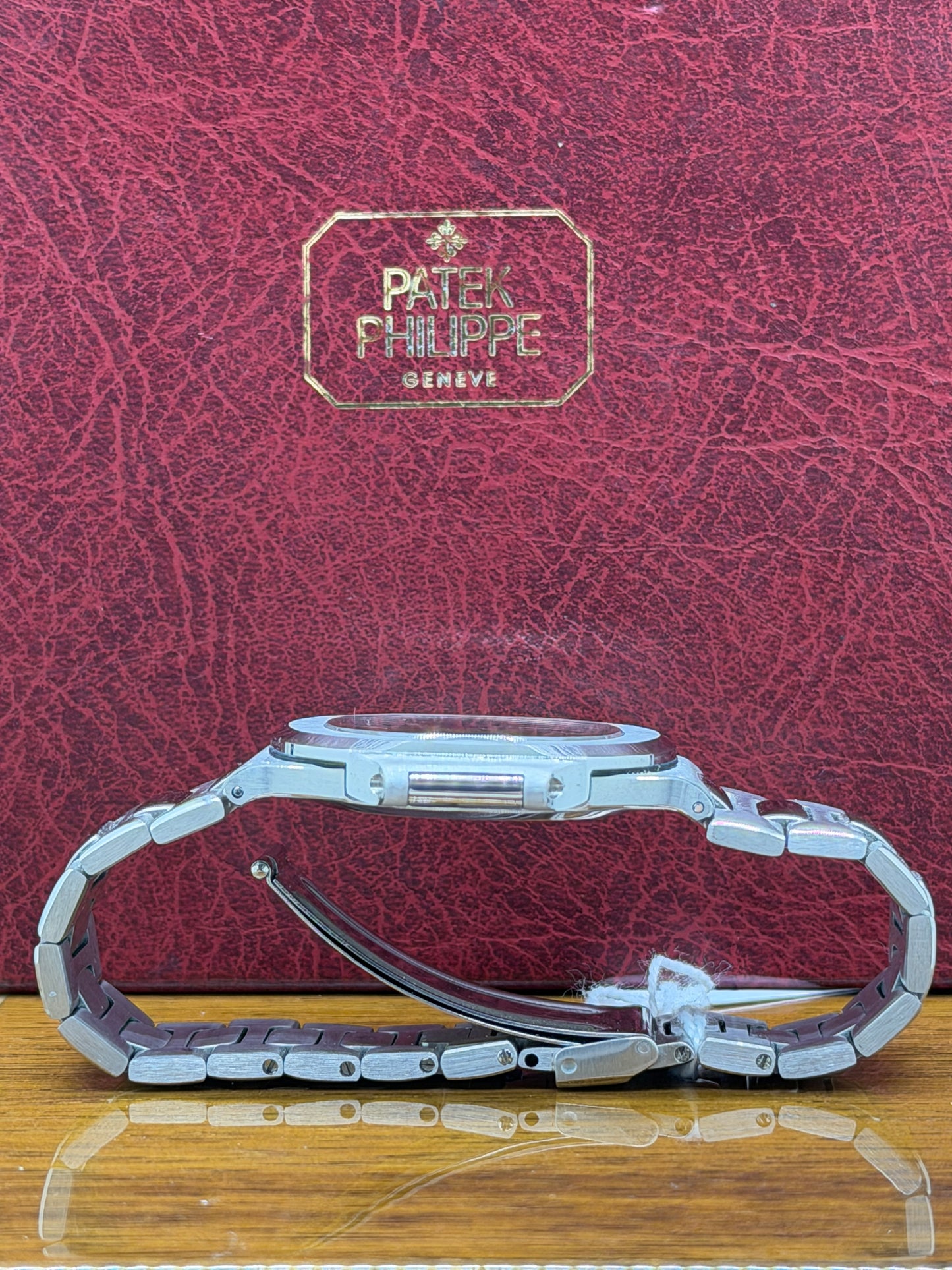 Patek Philippe Nautilus Blue Dial - Ref. 3700/1A Official Patek Philippe Extract from the archives