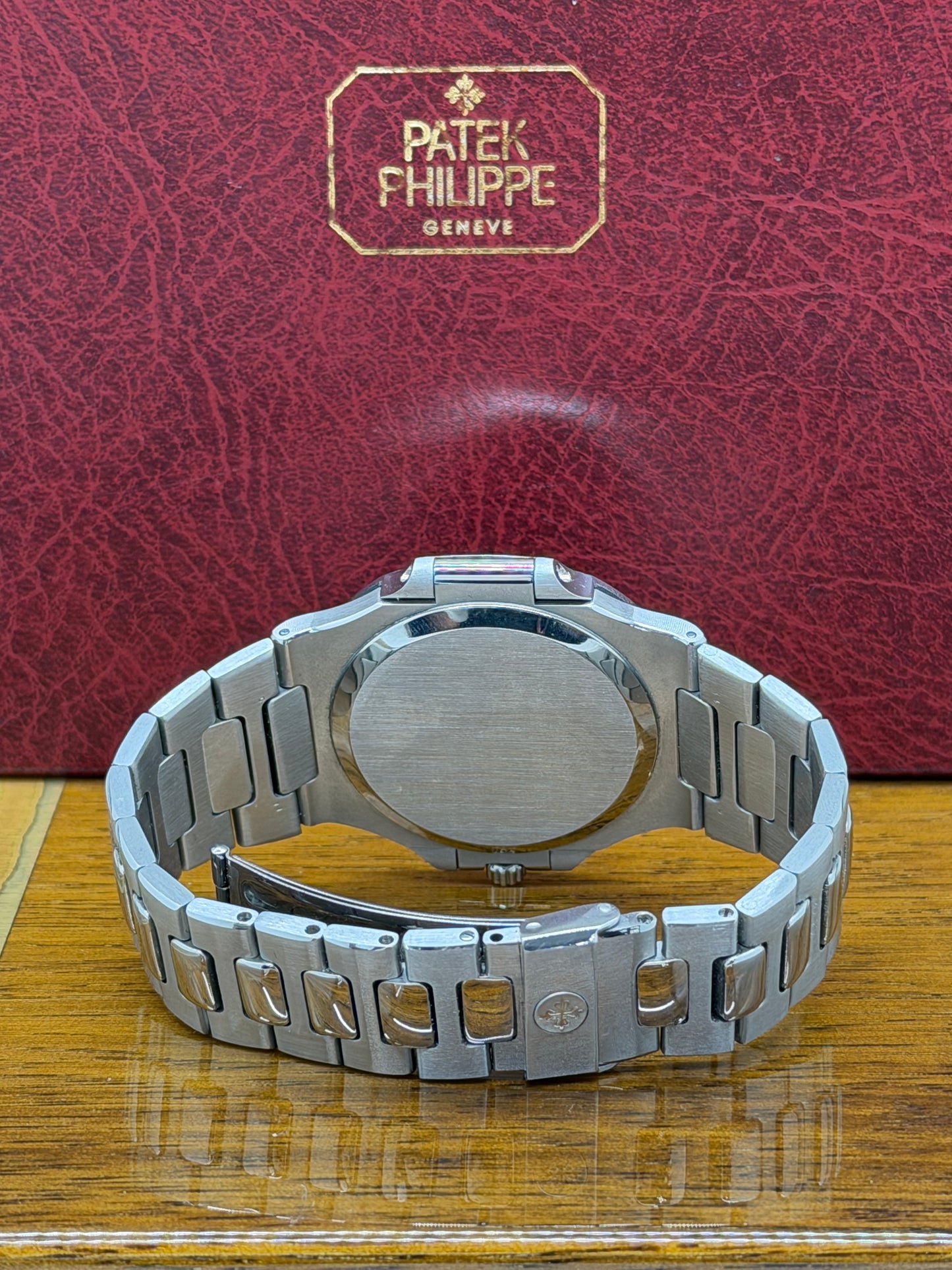 Patek Philippe Nautilus Blue Dial - Ref. 3700/1A Official Patek Philippe Extract from the archives