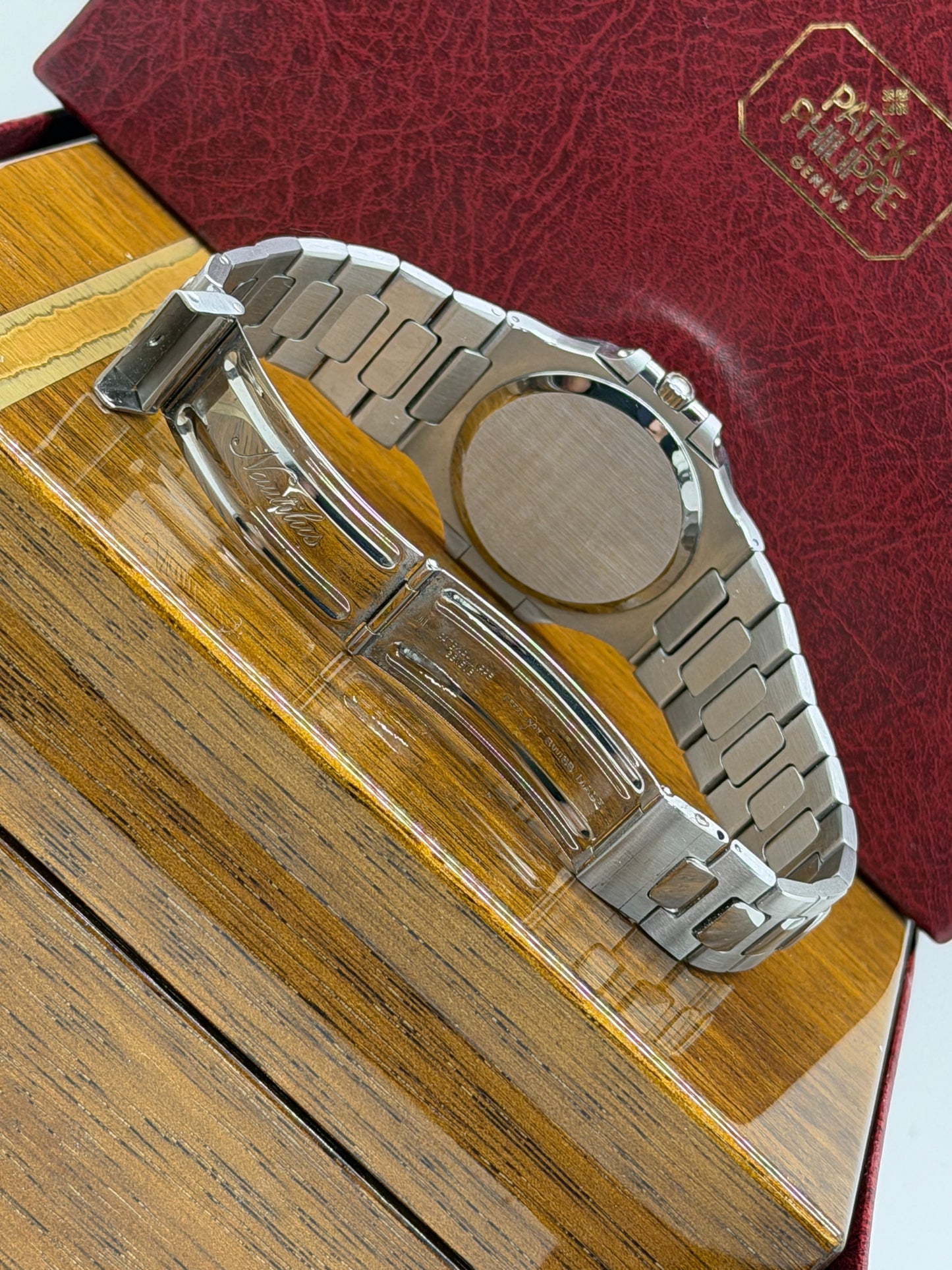 Patek Philippe Nautilus Blue Dial - Ref. 3700/1A Official Patek Philippe Extract from the archives