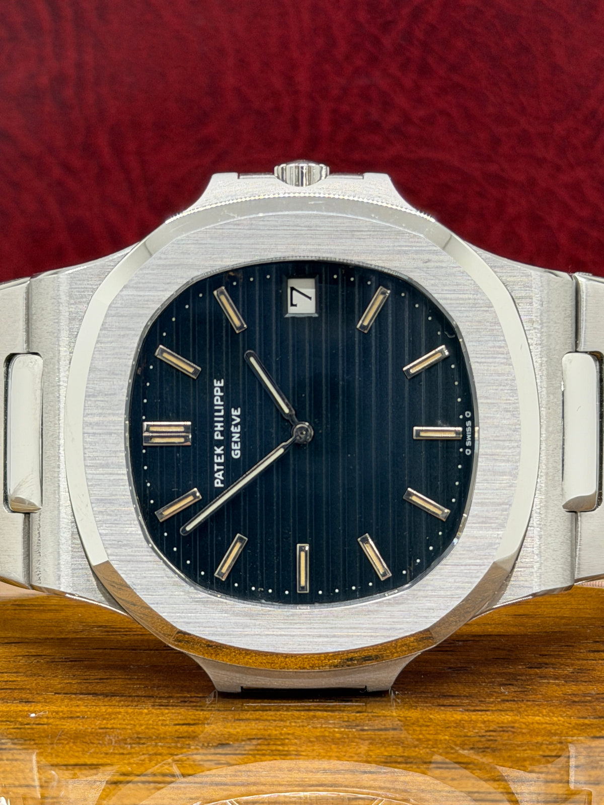 Patek Philippe Nautilus Blue Dial - Ref. 3700/1A Official Patek Philippe Extract from the archives