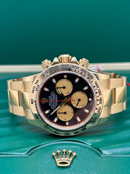Rolex Daytona - 18Kt Yellow Gold - Black Dial - Partially Stickered - Ref 116508 - Year 2016
