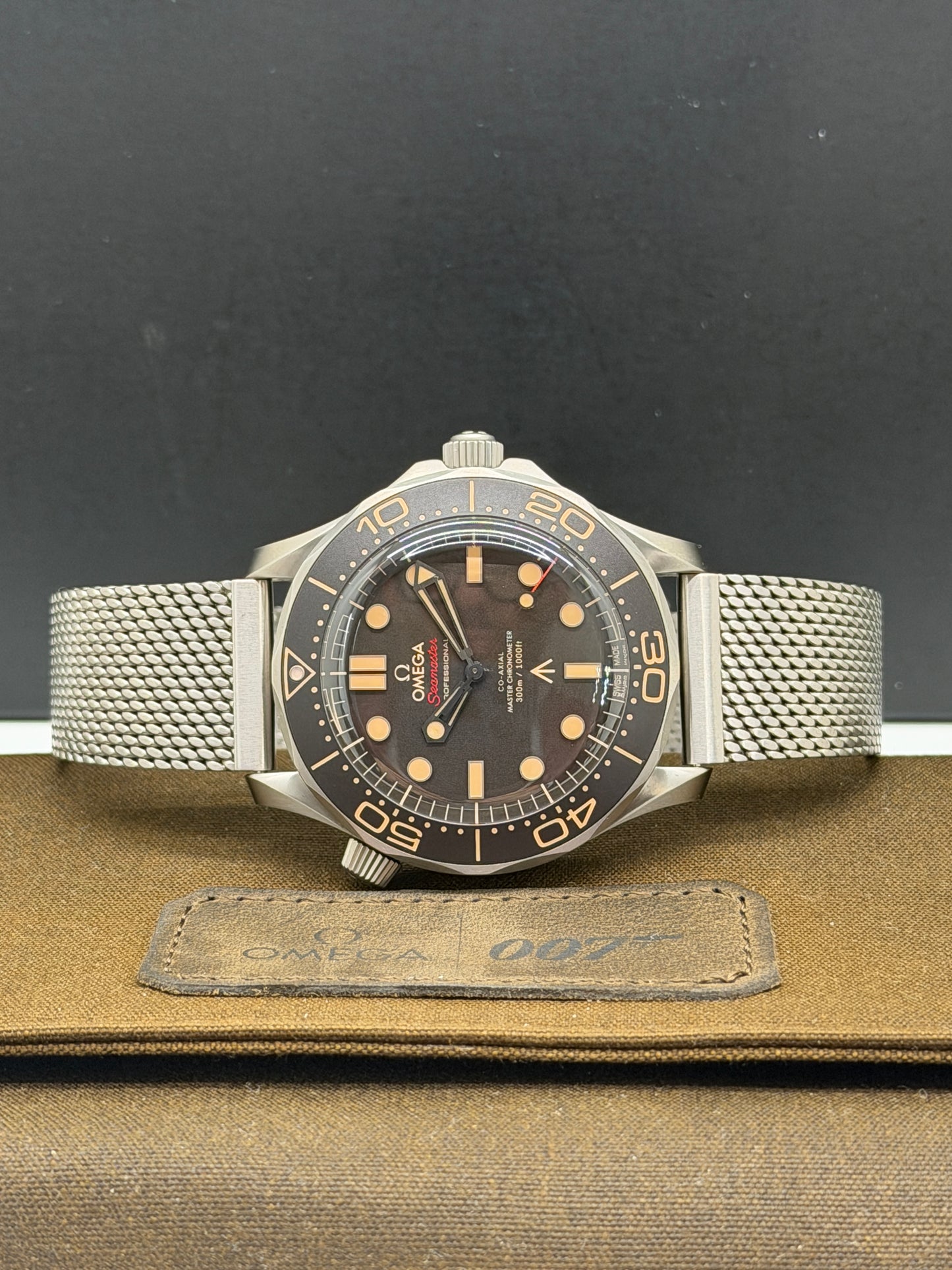 Omega Seamaster Diver 300 M 007 No Time To Die - Titanium - Year 2024 Ref 210.90.42.20.01.001