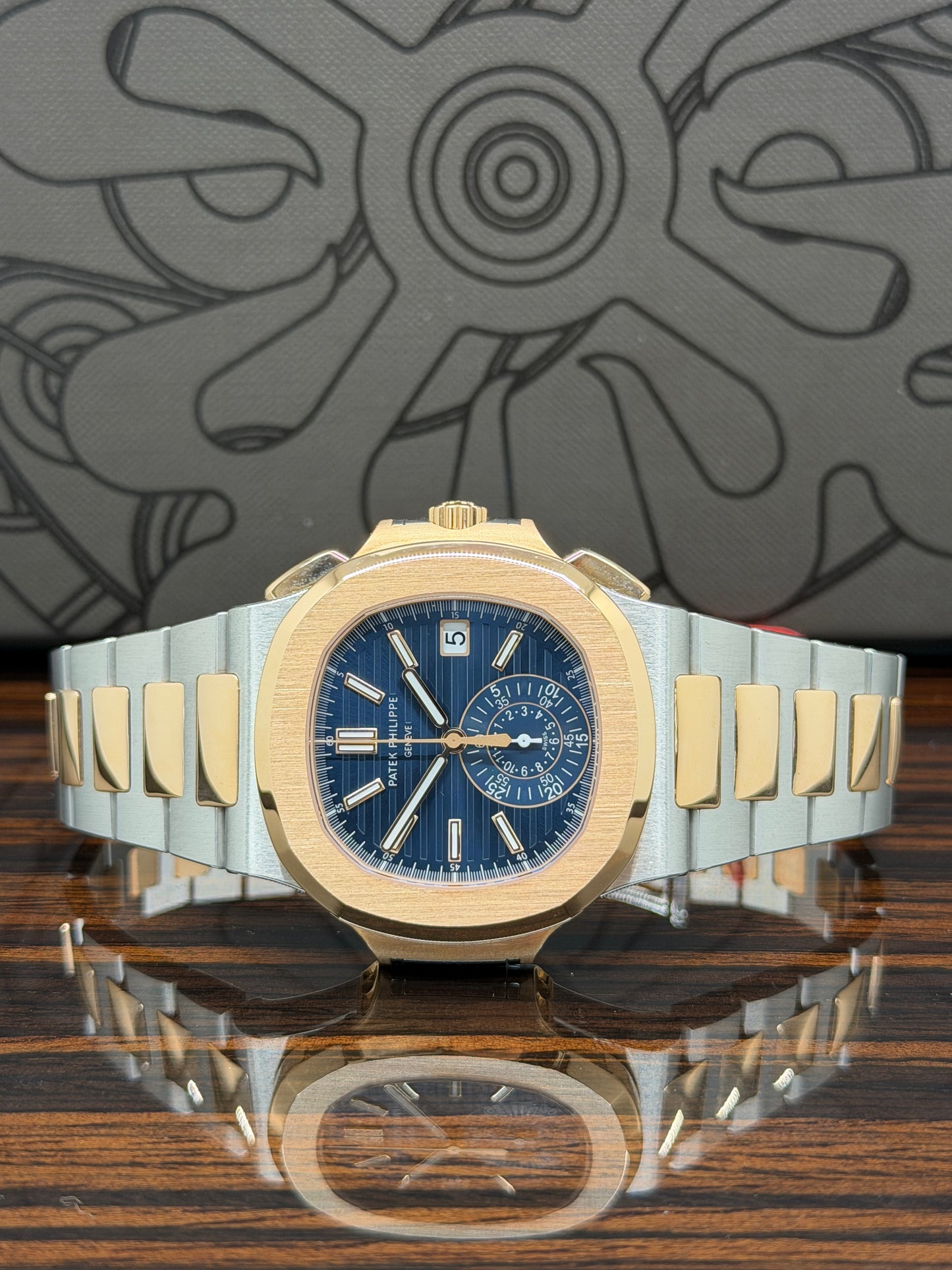 Patek Philippe Nautilus Blue Dial - 18Kt Yellow Gold & Steel Ref. 5980/1AR-001 - Unworn - Year 2021