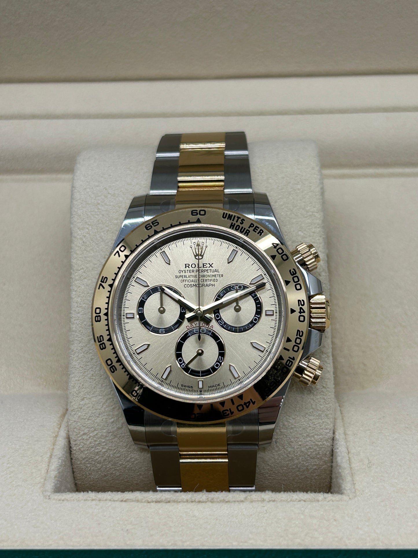 Rolex Daytona Champagne Dial - 18Kt Yellow Gold & Steel - Ref. 126503 - New 2026