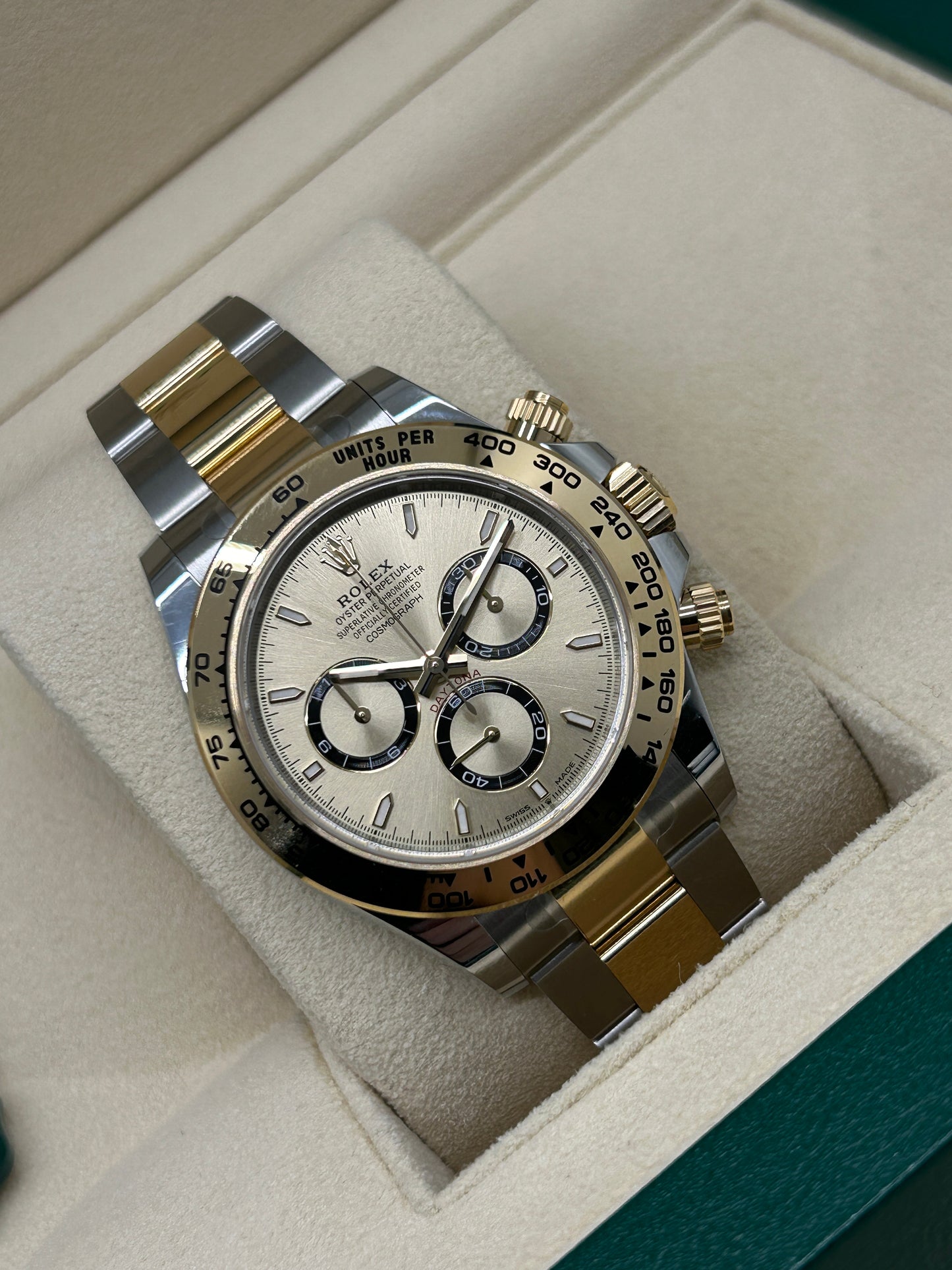 Rolex Daytona Champagne Dial - 18Kt Yellow Gold & Steel - Ref. 126503 - New 2026