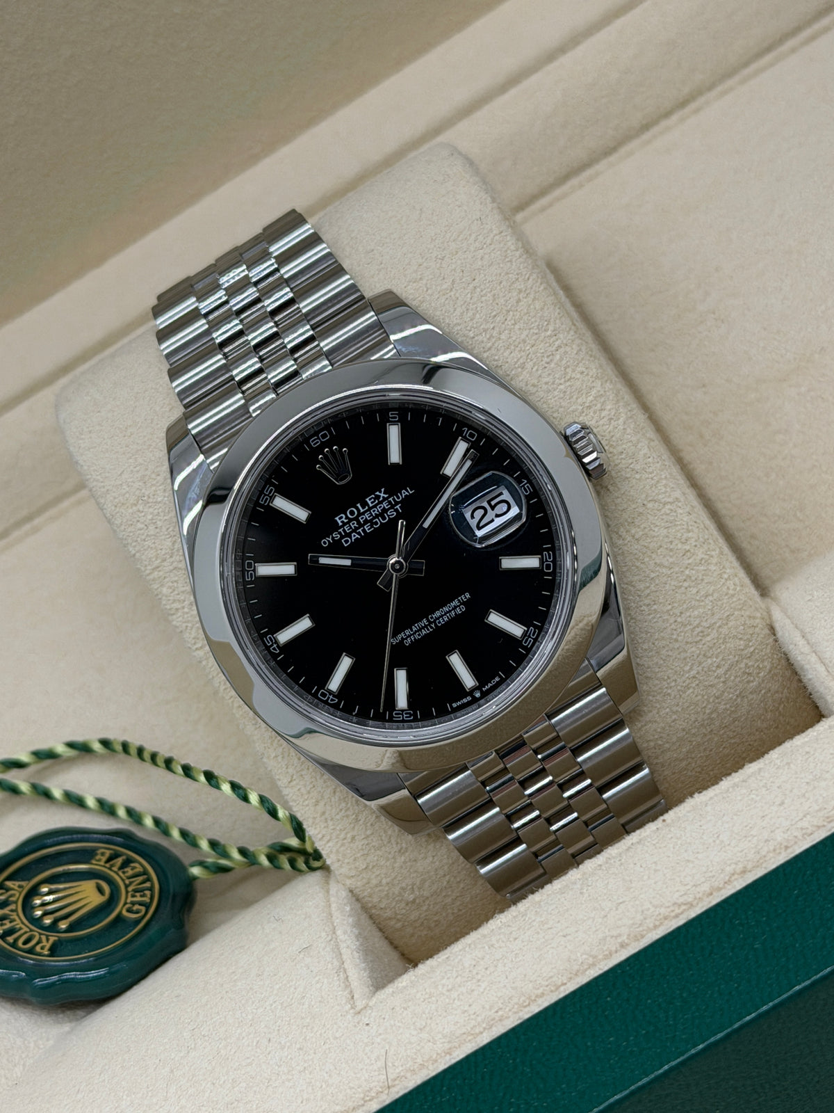 Rolex Datejust 41 - Ref.126300 - Black Dial - Year 2023