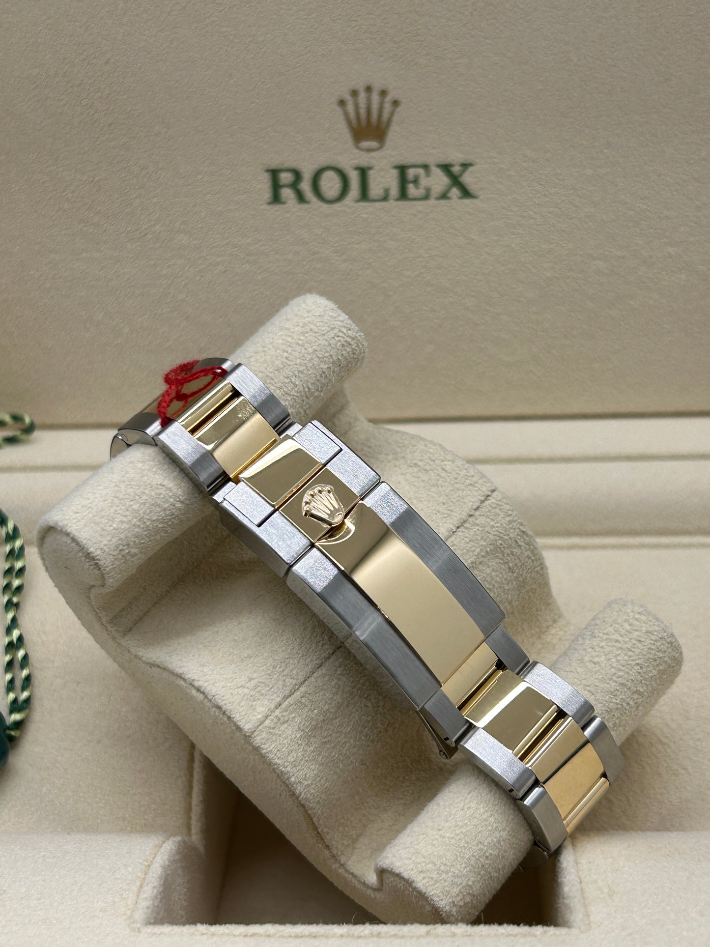Rolex Daytona Champagne Dial - 18Kt Yellow Gold & Steel - Ref. 126503 - New 2026