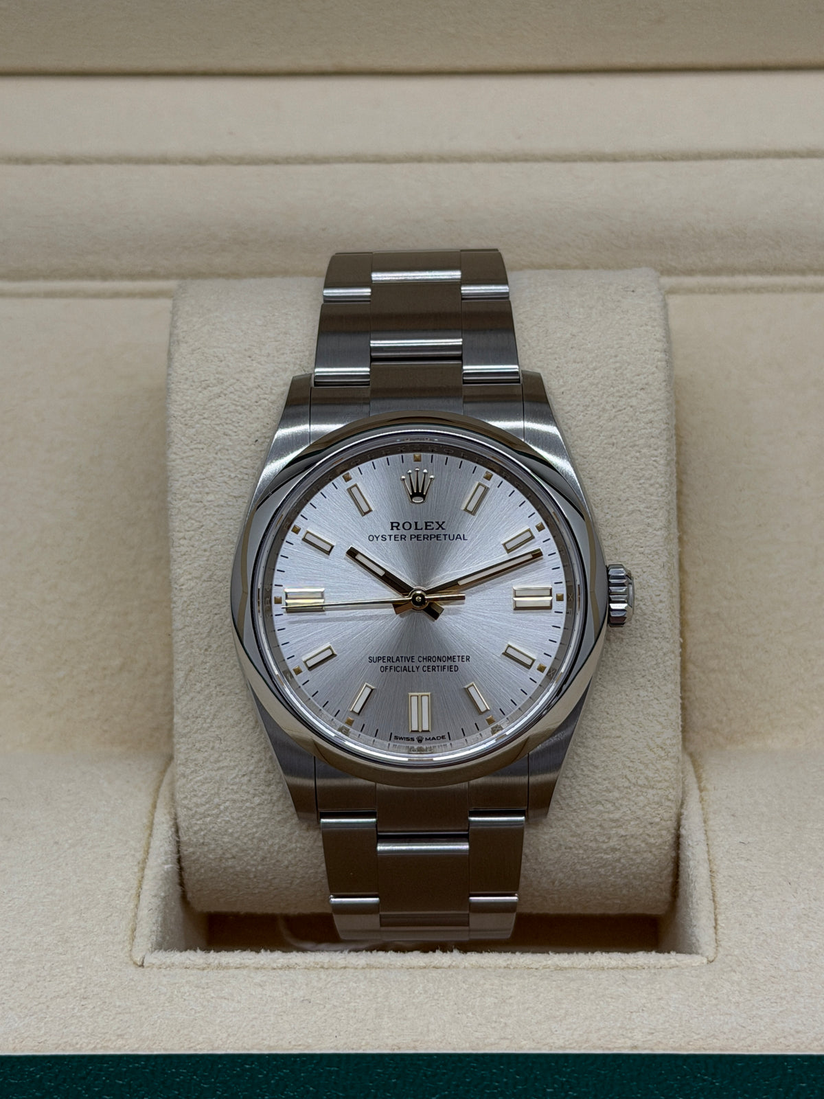 Rolex Oyster Perpetual 36 - Ref.126000 - Silver Dial - Unworn Year 2024