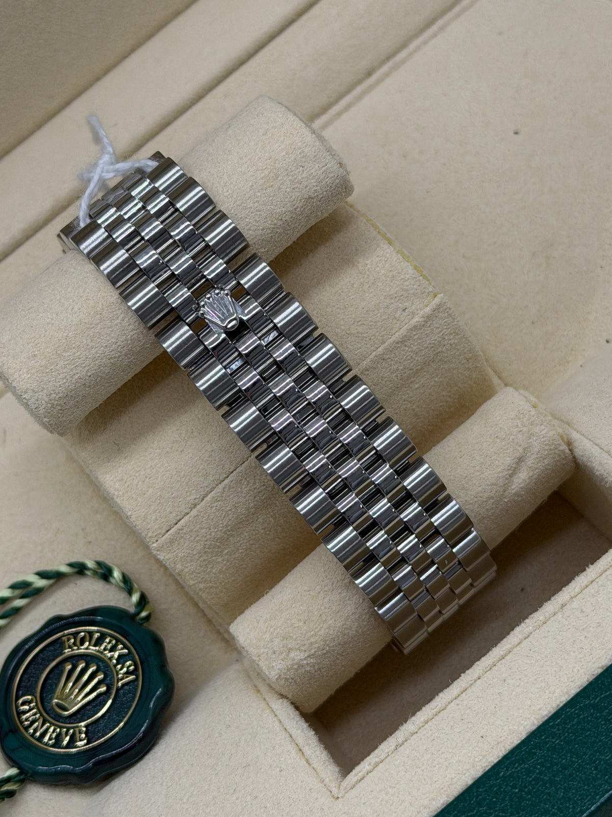 Rolex Datejust 36 - Black Dial - Ref 116234 - Year 2019