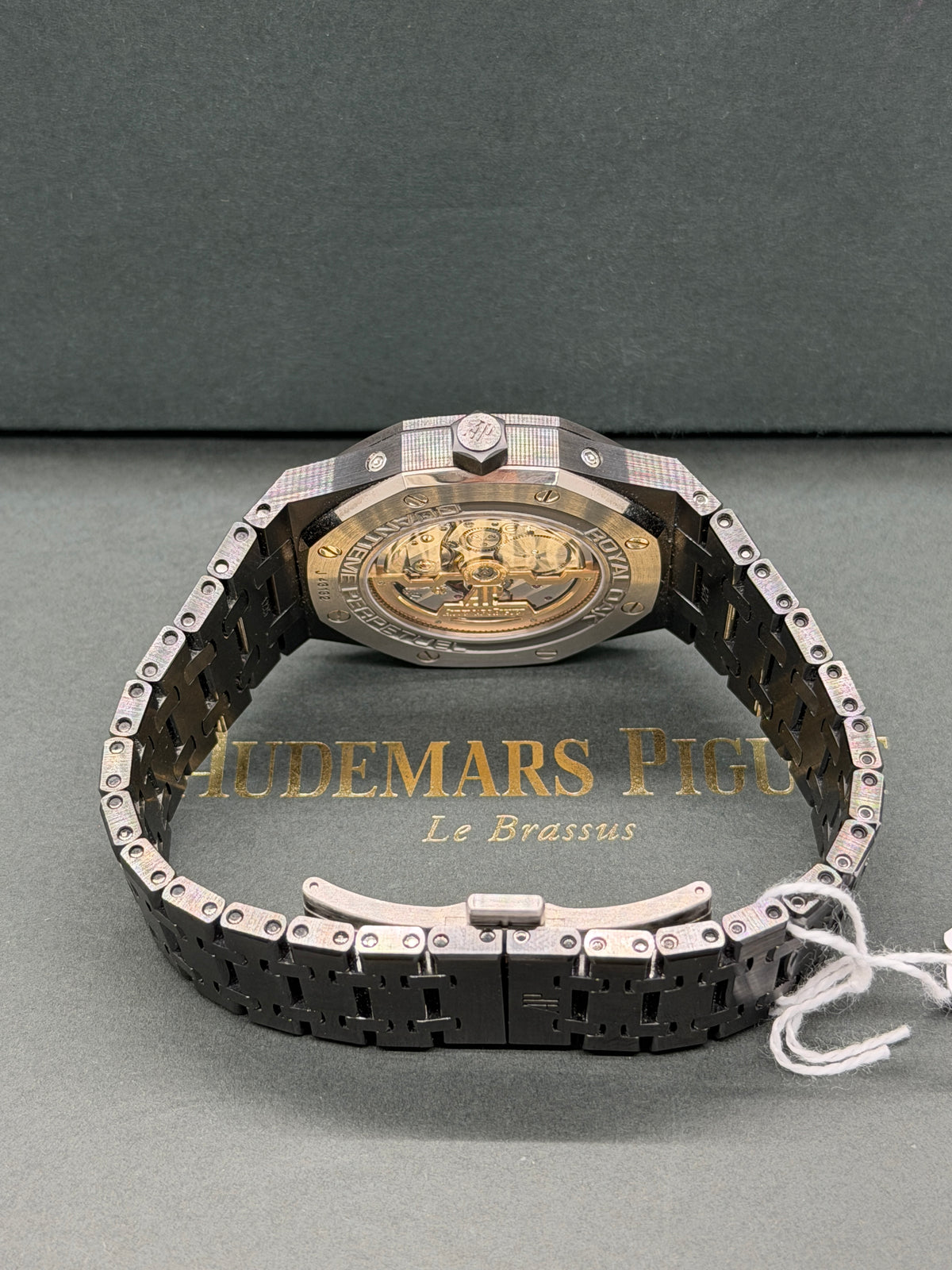 Audemars Piguet Royal Oak 41 - Perpetual Calendar - Black Ceramic - Yerar 2017 Ref 26579CE.OO.1225CE.01