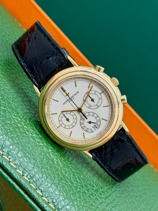 Vacheron Constantin Chronograph Patrimony 38mm - 18kt Gold - Ref 49003