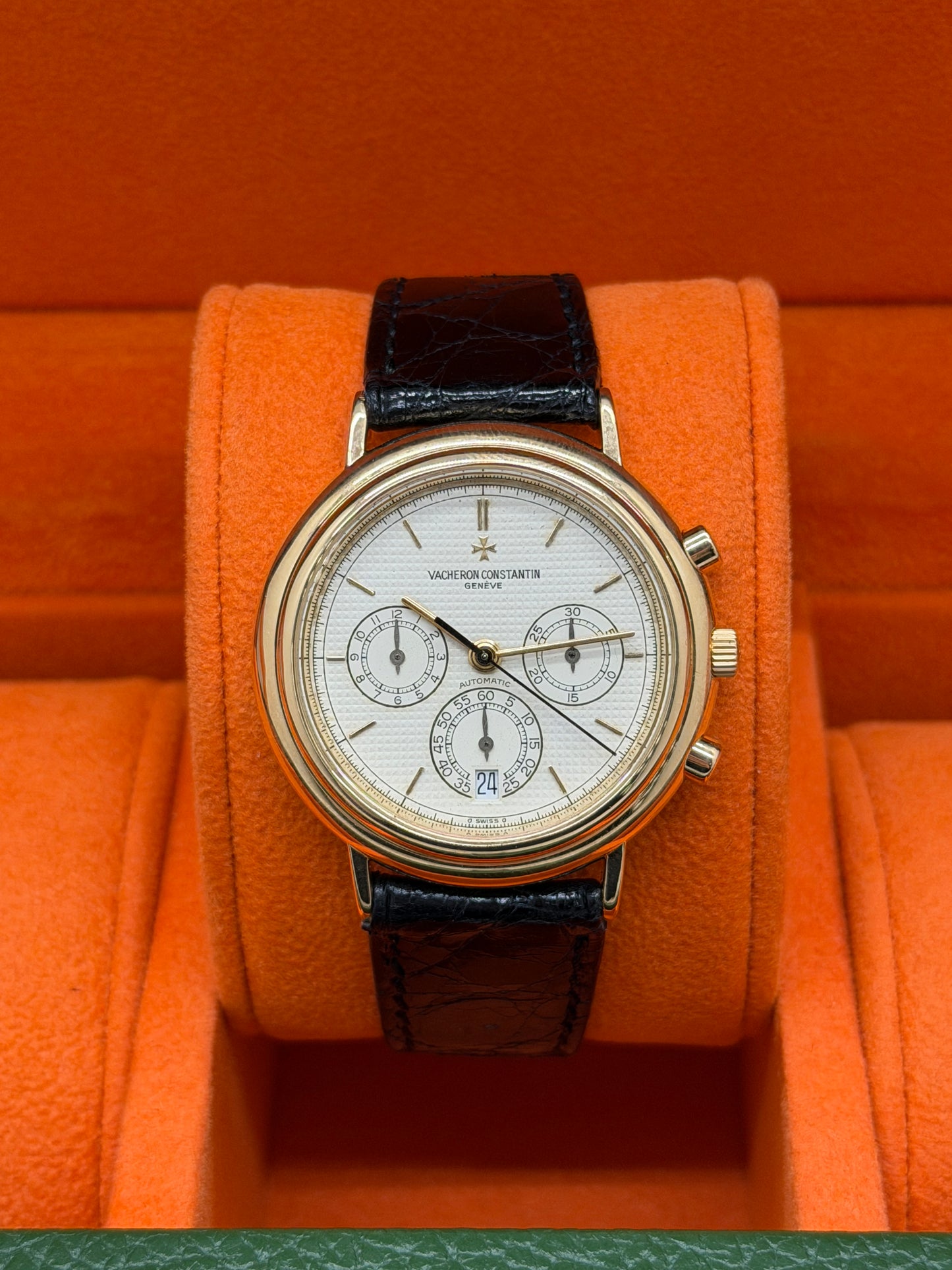 Vacheron Constantin Chronograph Patrimony 38mm - 18kt Gold - Ref 49003