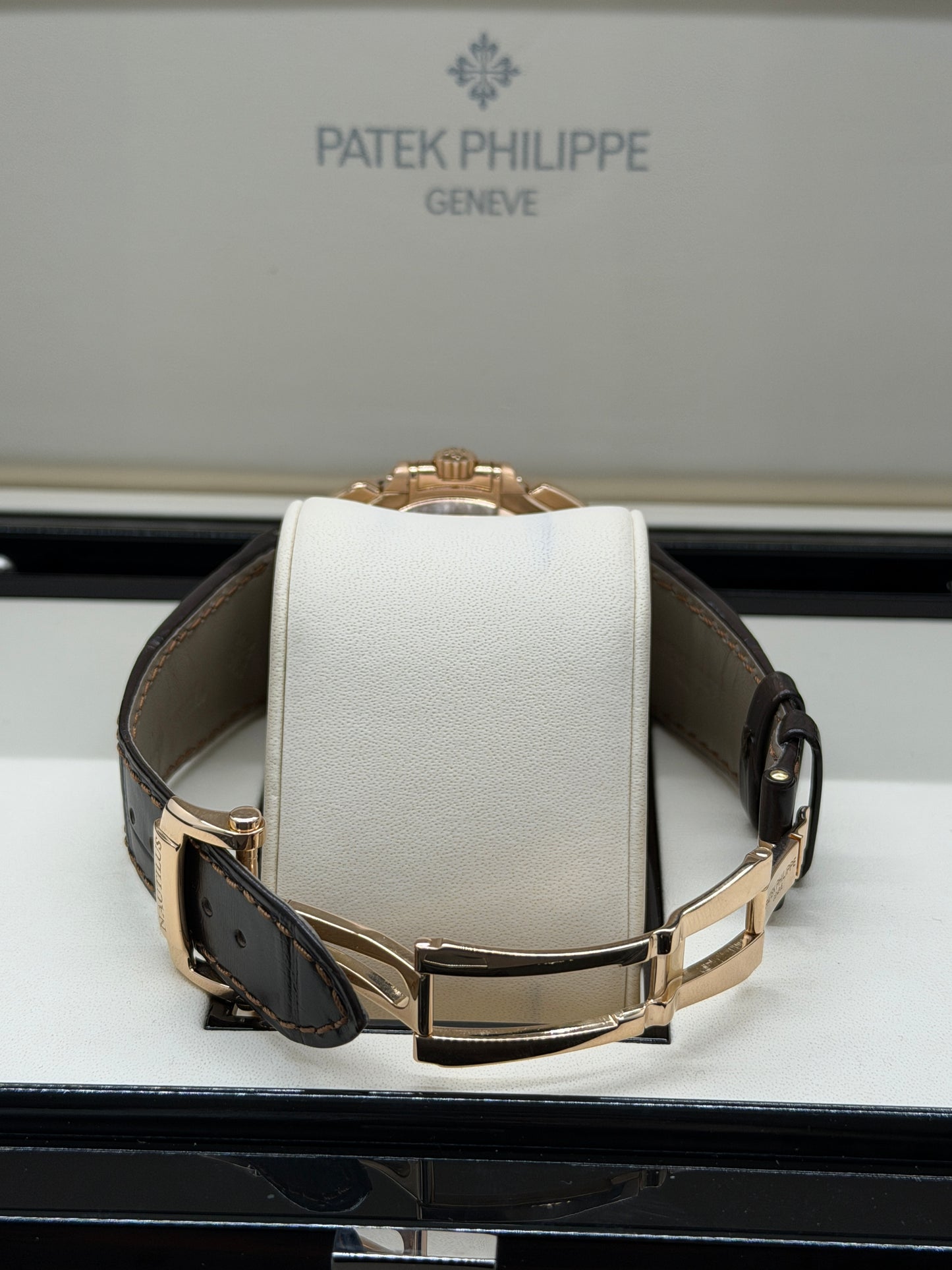 Patek Philippe Nautilus Ref.5980R/001 Rose Gold - Year 2011