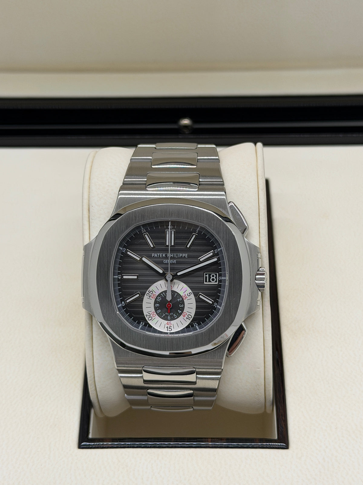 Patek Philippe Nautilus Ref.5980/1A-14 - Black Dial - Italian Dealer - Year 2010