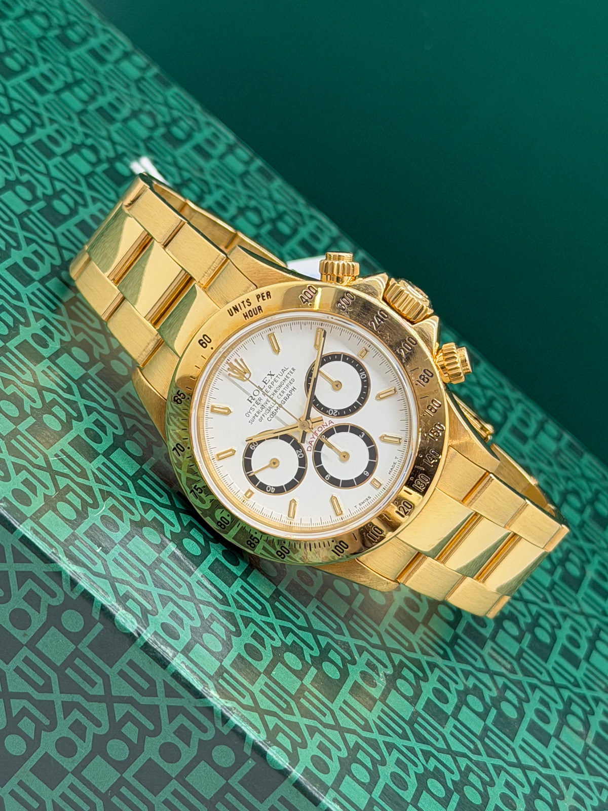 Rolex Daytona Ref.16528 - Ser.X66... - Yellow Gold - White Dial - Year 1993