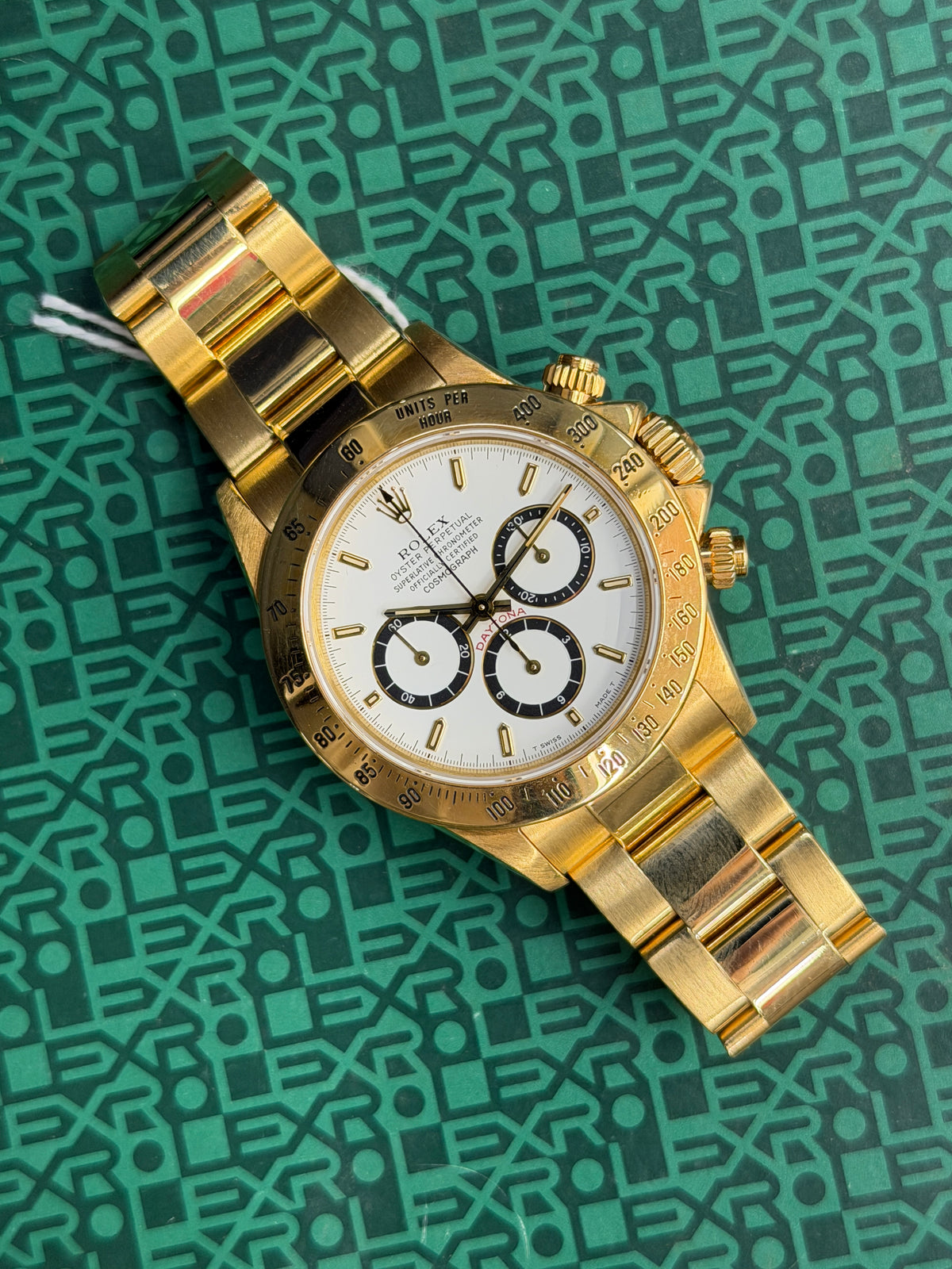 Rolex Daytona Ref.16528 - Ser.X66... - Yellow Gold - White Dial - Year 1993