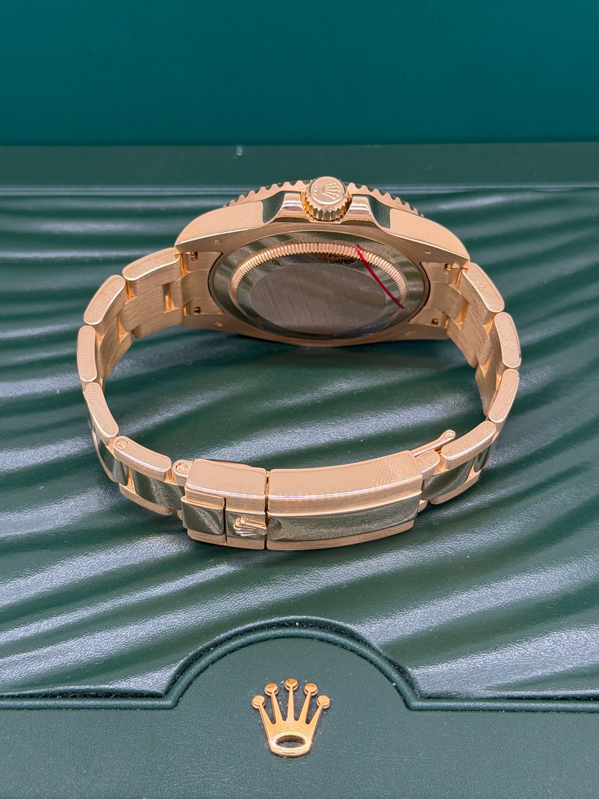 Rolex GMT-Master II - 18Kt Yellow Gold- Green Dial - Ref 116718LN - Year 2010