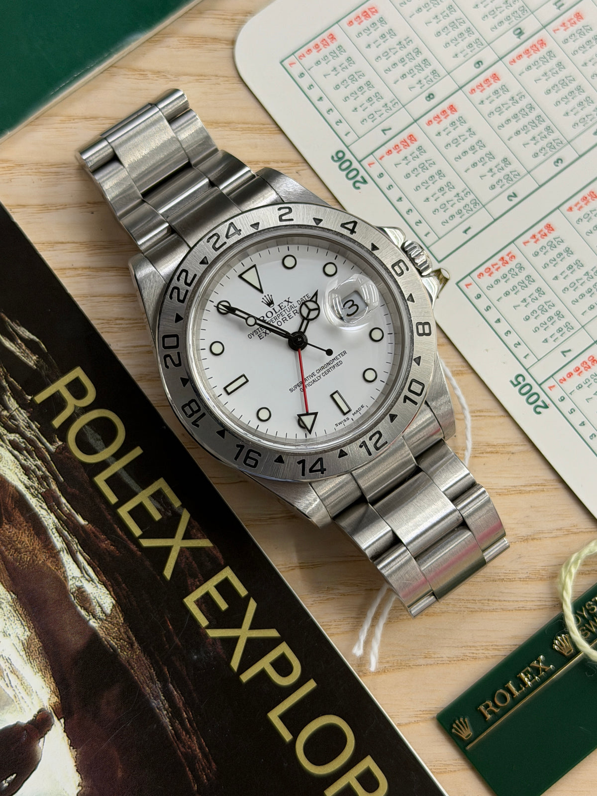 Rolex Explorer II - Polar White - Never Polished - Ref 16570 - Year 2005