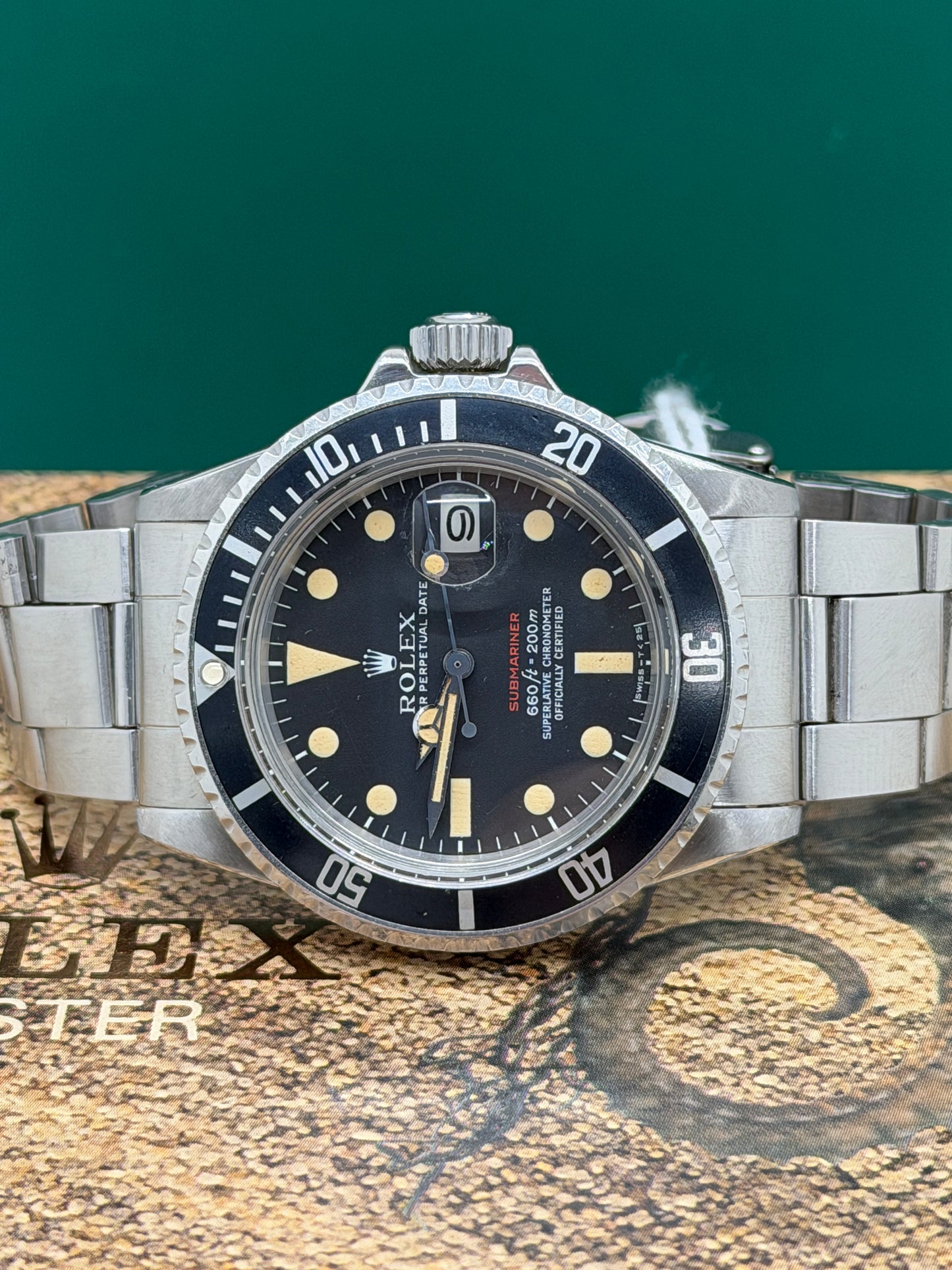 Rolex Submariner Date RED line Tritium patina - Ref.1680 - Full Set - Year 1974