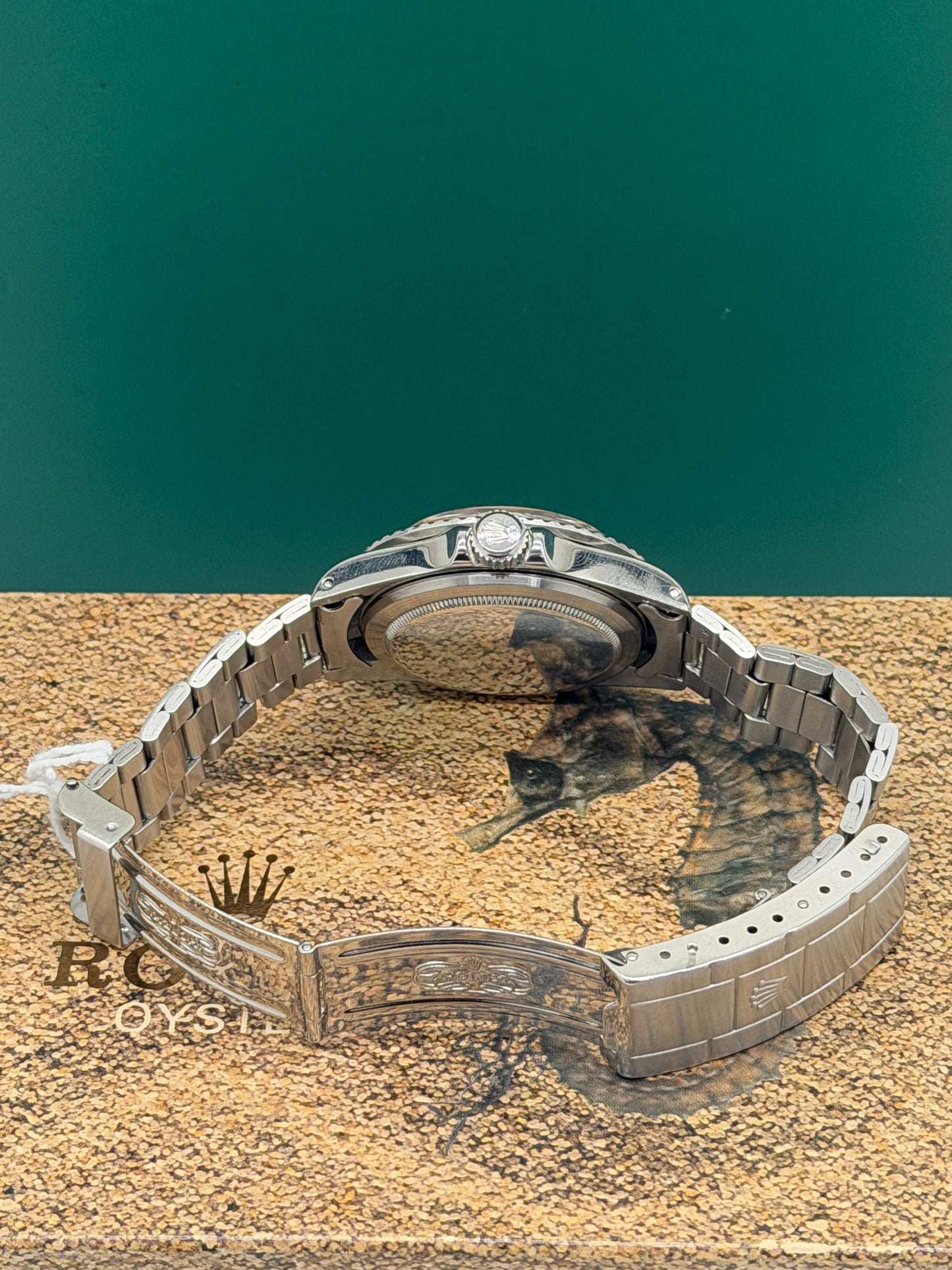 Rolex Submariner Date RED line Tritium patina - Ref.1680 - Full Set - Year 1974