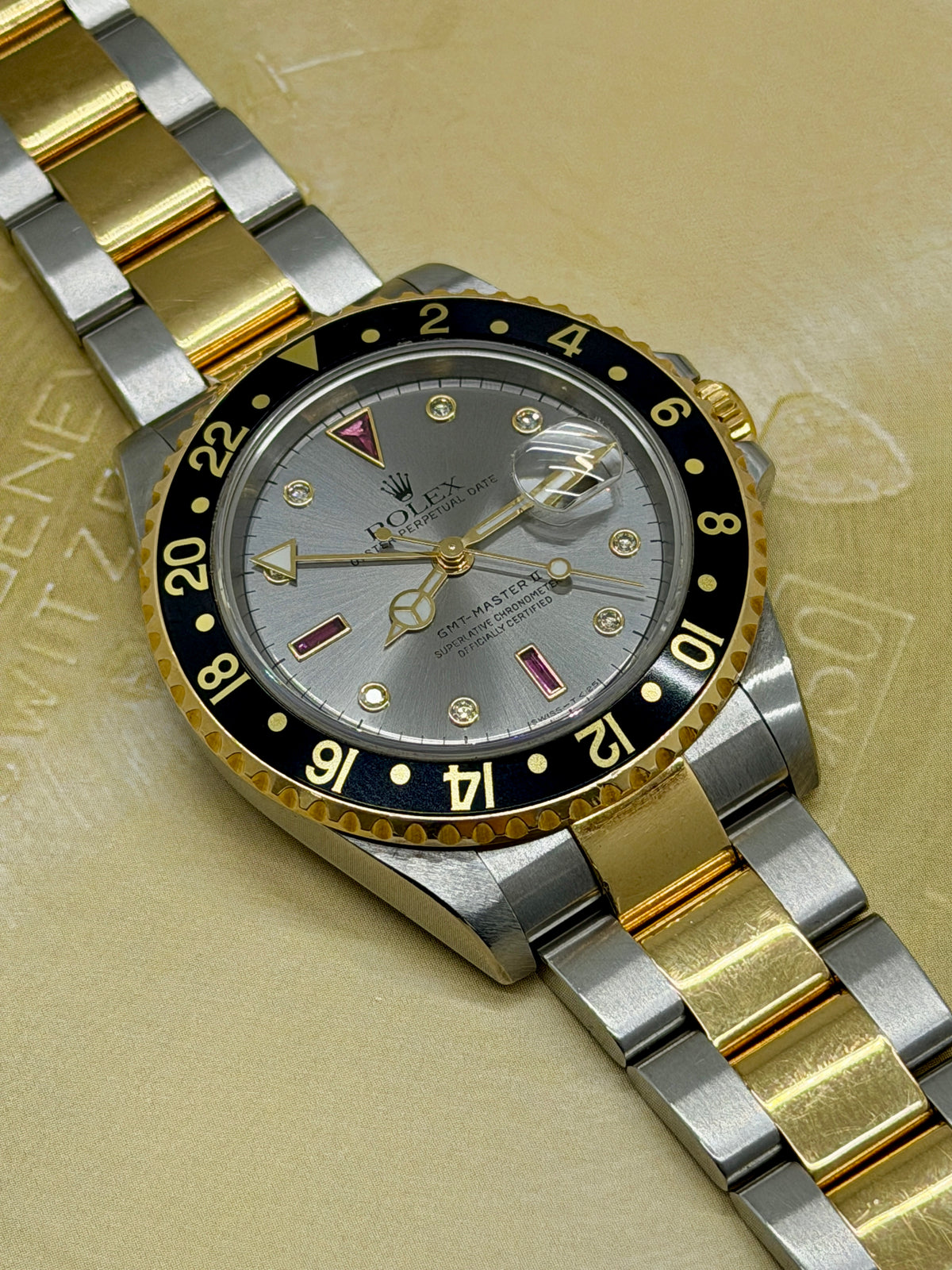 Rolex GMT-Master II Rare Grey Ruby Serti Dial - Unpolished - Year 2003 Ref 16713 - Yellow Gold & Steel