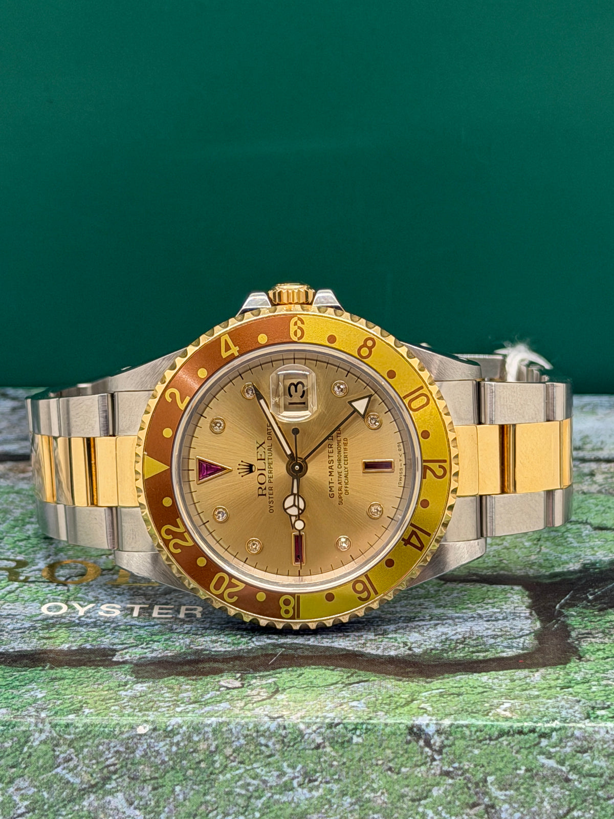 Rolex GMT-Master II Champagne Ruby Serti Dial - Yelllow Gold & Steel - Year 1998 Ref 16713