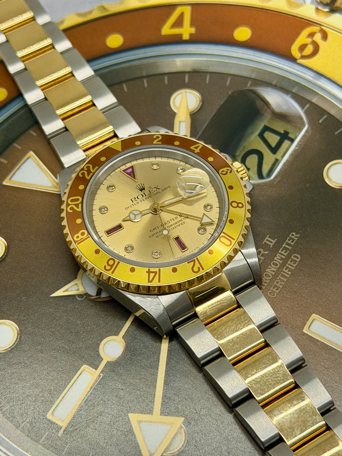 Rolex GMT-Master II Champagne Ruby Serti Dial - Yelllow Gold & Steel - Year 1998 Ref 16713