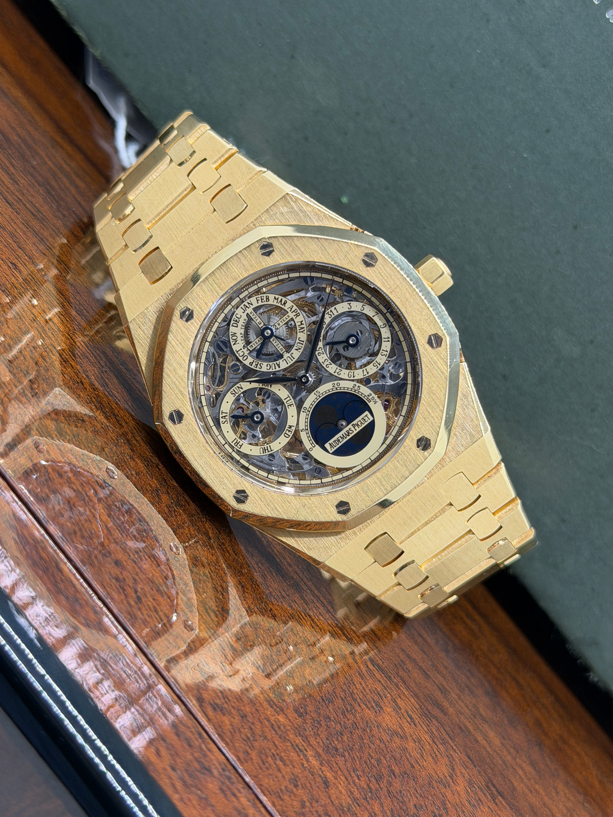 Audemars Piguet Royal Oak Perpetual Calendar Skeleton - Limited Edition 101 Yellow Gold - Ref 25829BA.OO.0944BA.01 - Year 2007