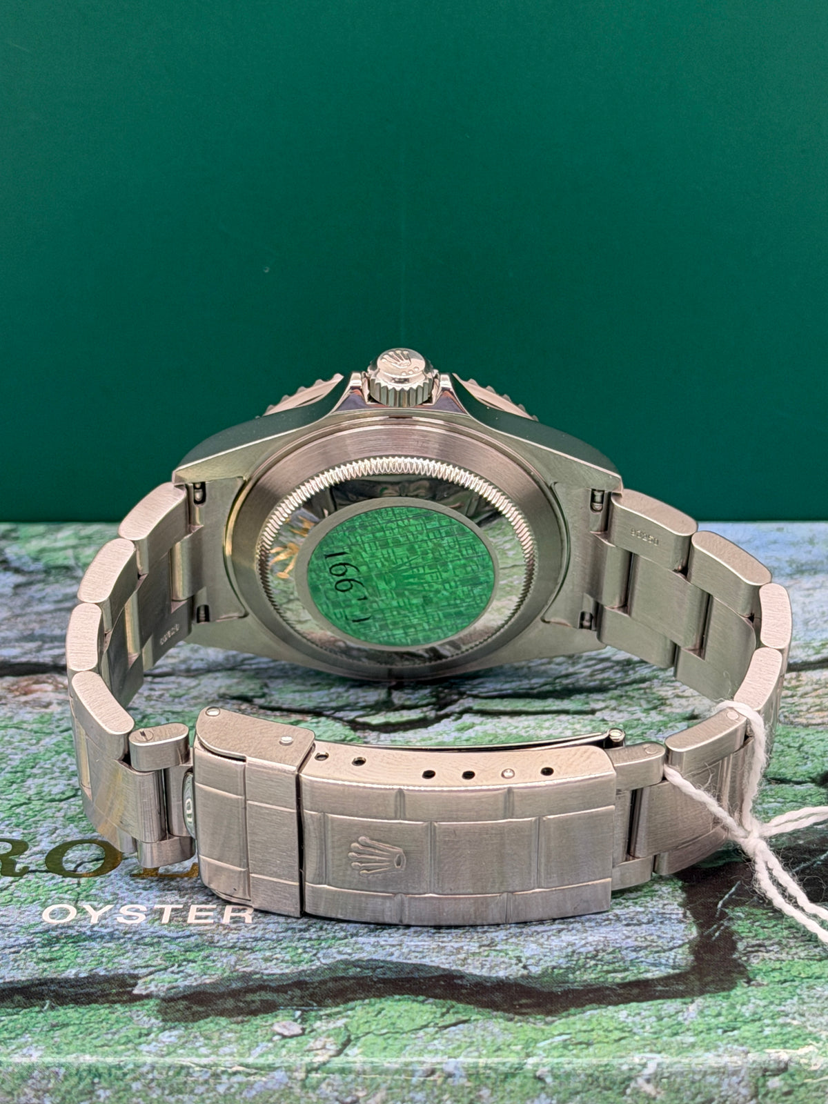 Rolex Submariner Date "Kermit" - Fat Four - Top Condition - Year 2004 Ref 16610