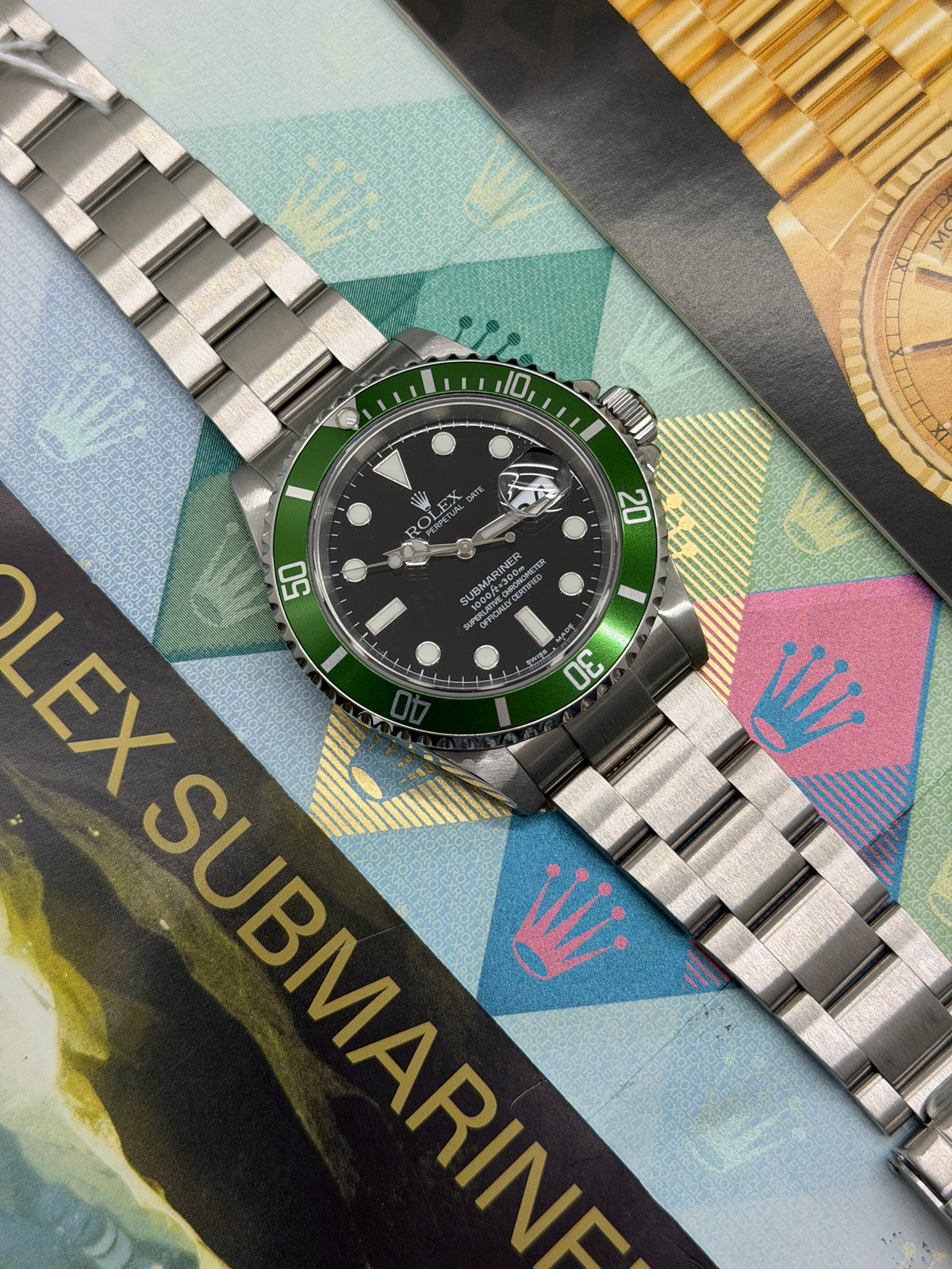 Rolex Submariner Date "Kermit" - Fat Four - Top Condition - Year 2004 Ref 16610