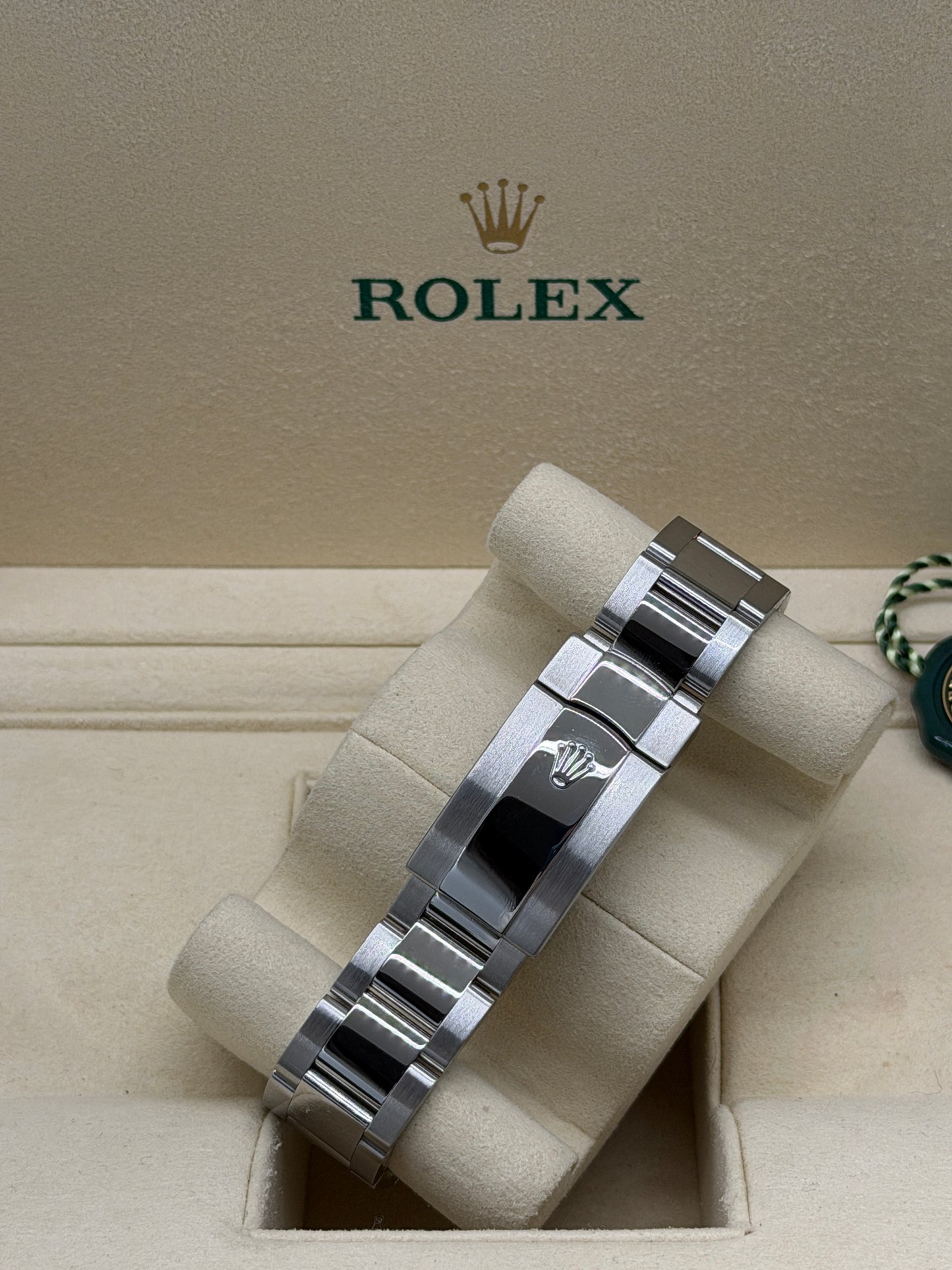 Rolex Datejust 41 Black Dial Ref 126300 - Year 2024