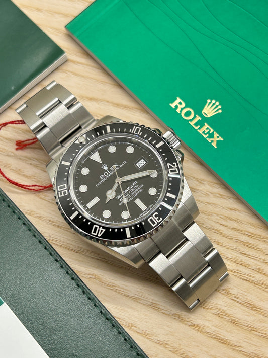 Rolex Sea-Dweller 4000 - Ref 116600 - Year 2015