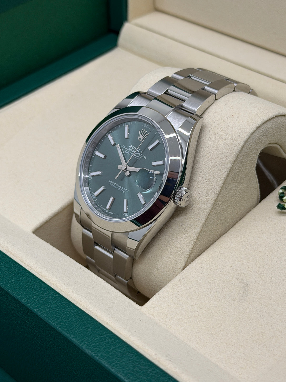 Rolex Datejust 41 - Green Mint Dial - Ref 126300 - New 2026