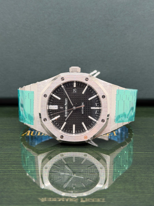 Audemars Piguet Royal Oak 41mm - Black Dial - NOS - Full Stickers - New 2018 Ref 15400st.oo.1220st.01