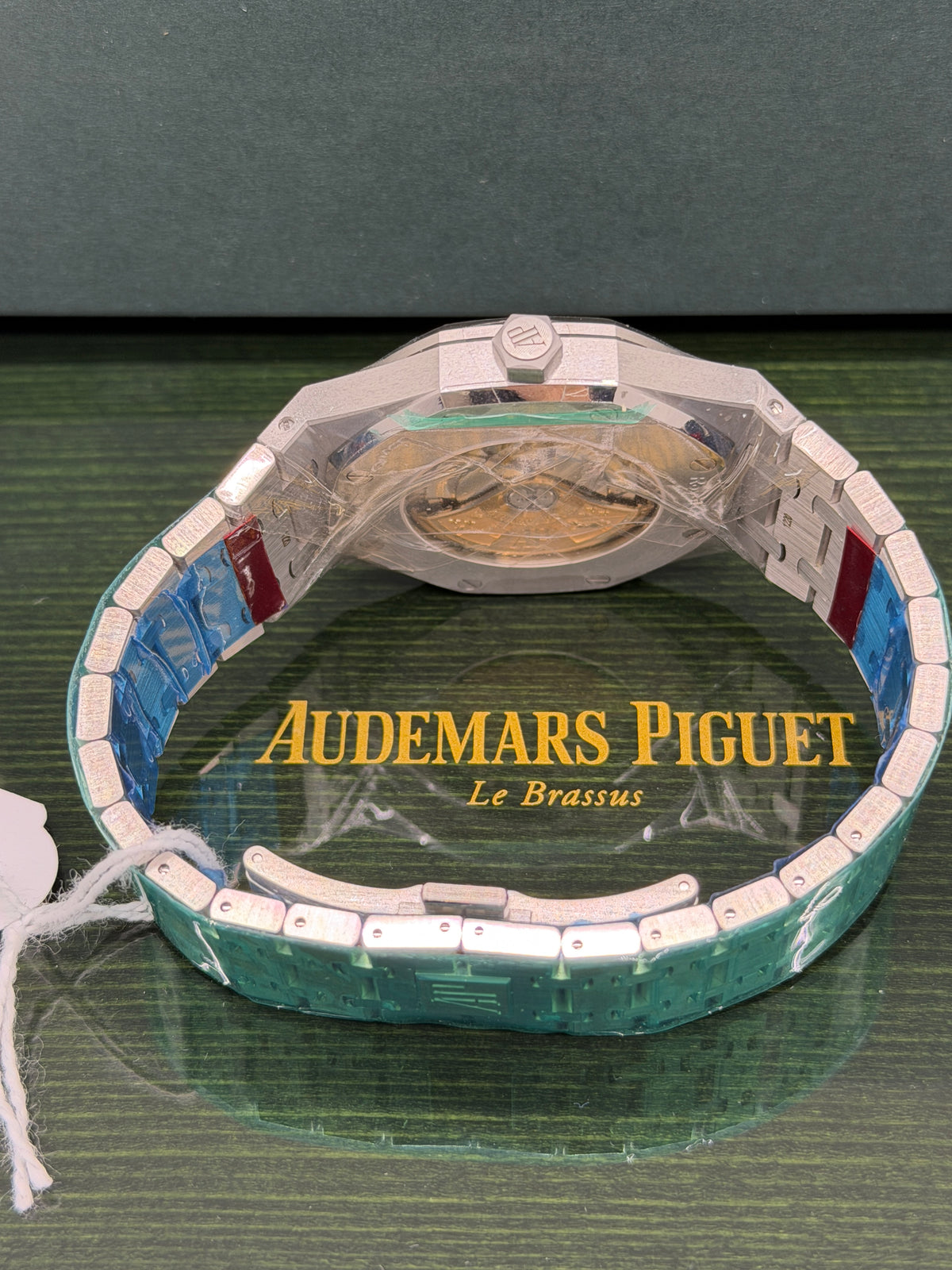 Audemars Piguet Royal Oak 41mm - Black Dial - NOS - Full Stickers - New 2018 Ref 15400st.oo.1220st.01