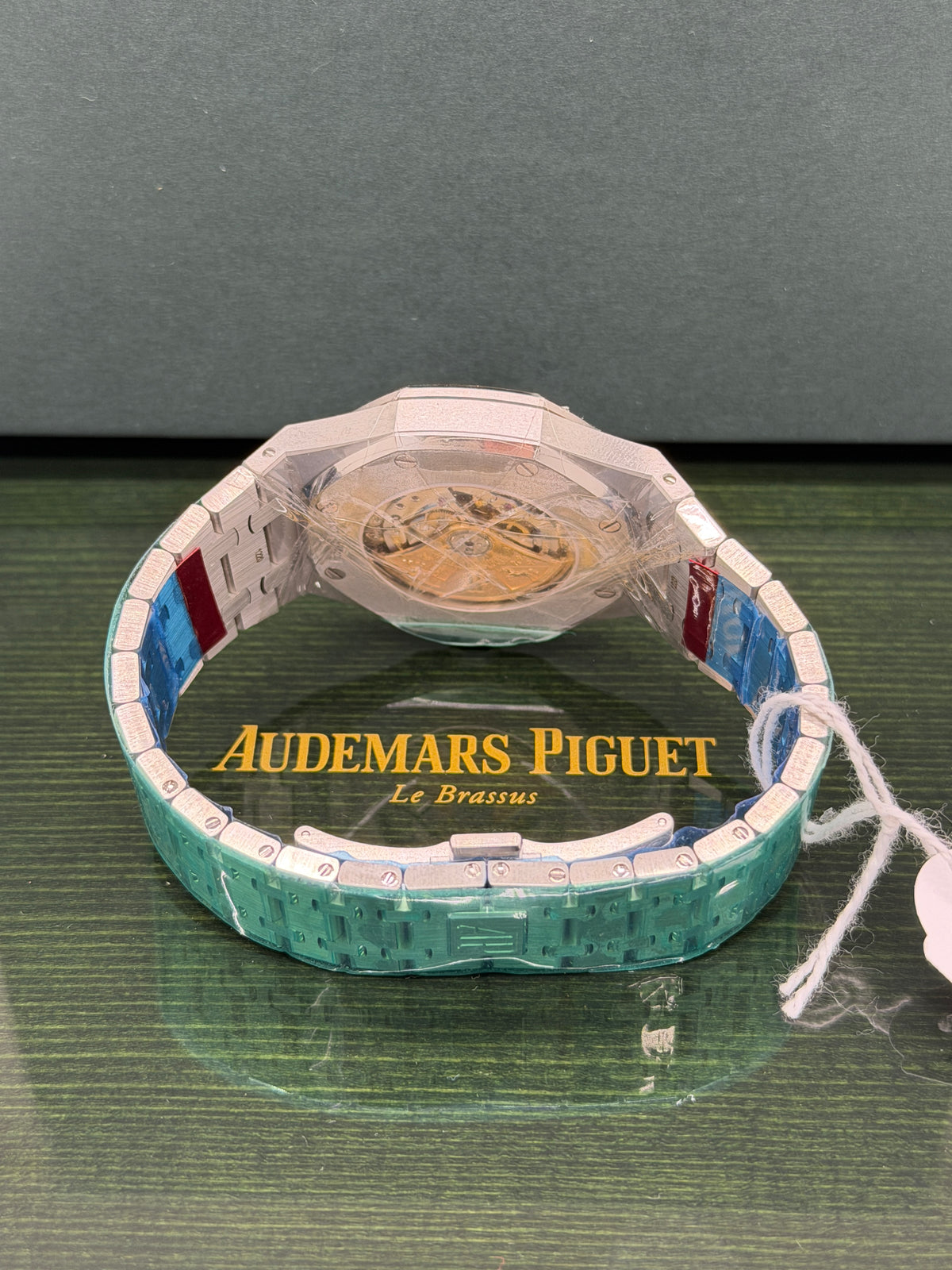 Audemars Piguet Royal Oak 41mm - Black Dial - NOS - Full Stickers - New 2018 Ref 15400st.oo.1220st.01