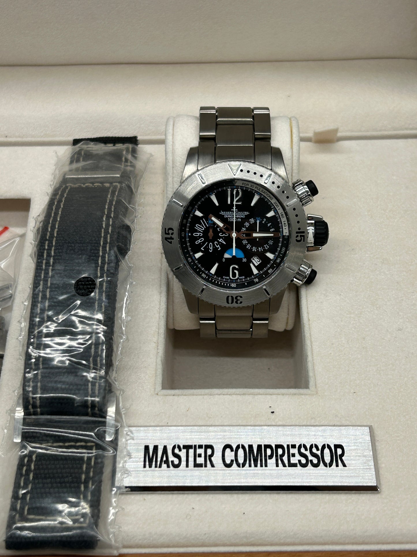 Jaeger-Le-Coultre Master Compressor Diving Chronograph Ref. 160.T.25 - Double Straps - Year 2008