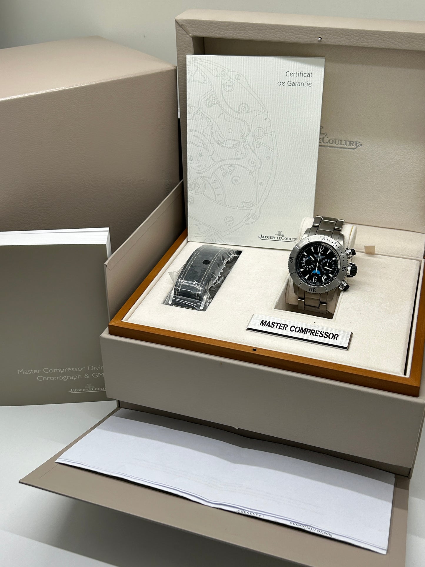 Jaeger-Le-Coultre Master Compressor Diving Chronograph Ref. 160.T.25 - Double Straps - Year 2008