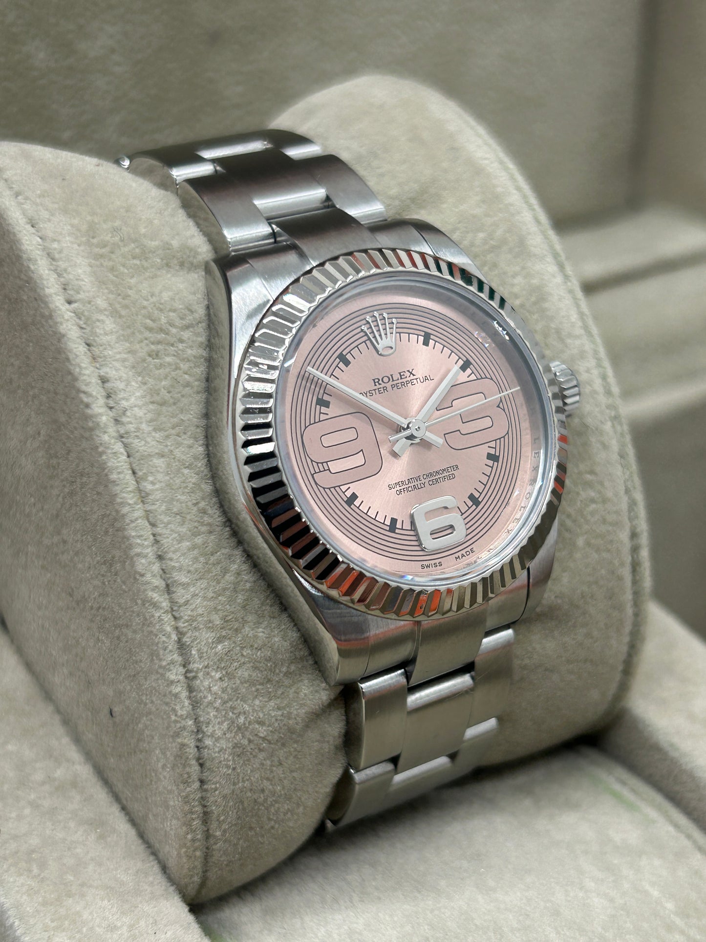 Rolex Oyster Perpetual 31 - Salmon Dial - Ref 177200 - Year 2007