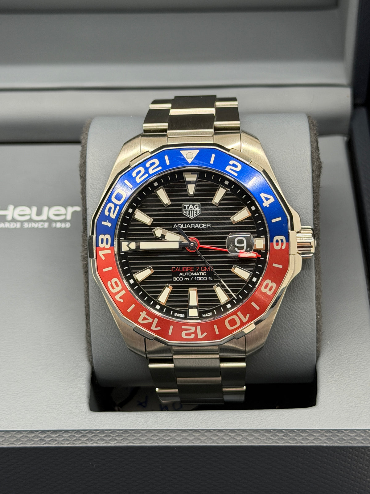 TAG Heuer Aquaracer 300M GMT "Pepsi" 43mm - Automatic - Ref WAY201F.BA0927 - Year 2021
